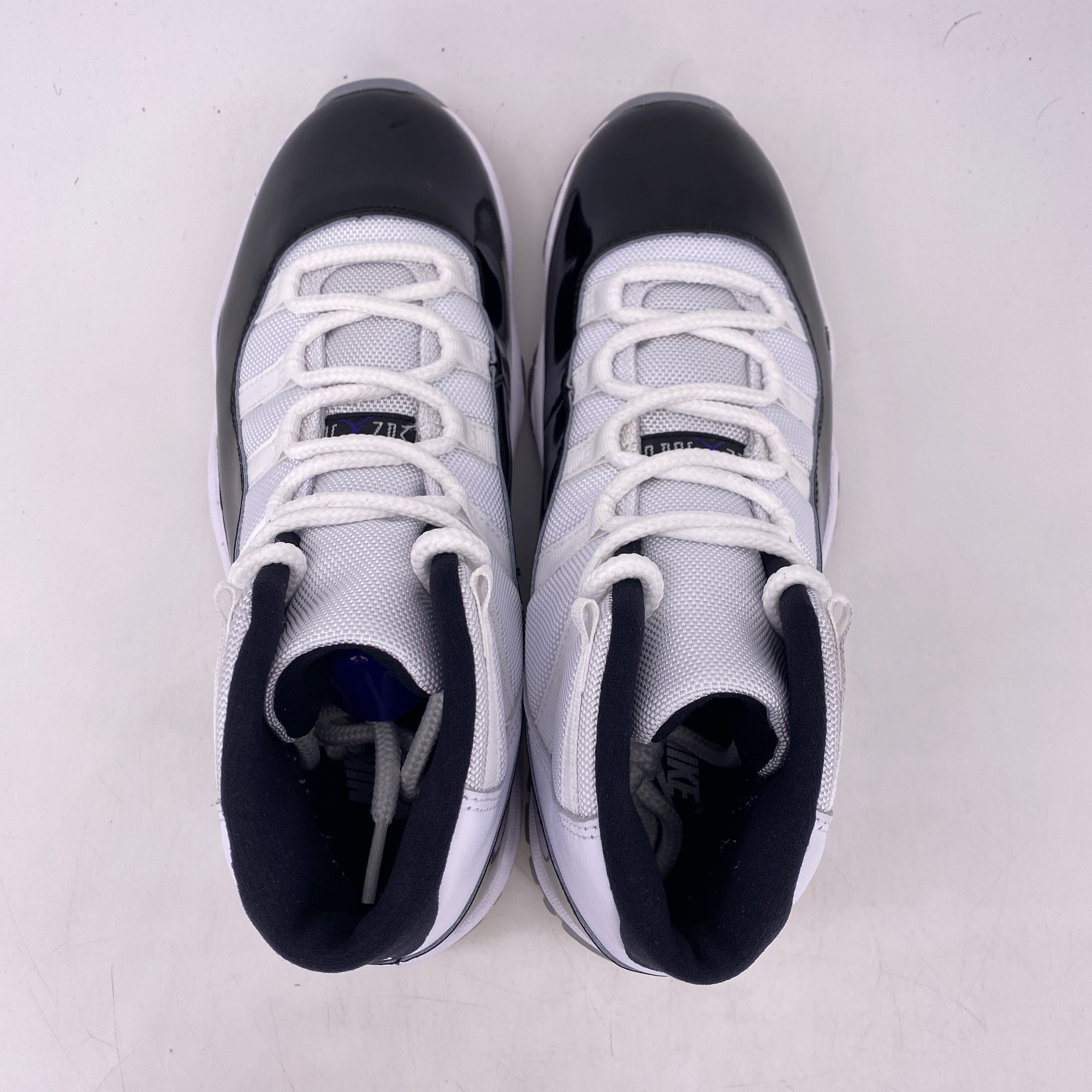 Air Jordan 11 Retro &quot;Concord&quot; 2018 Used Size 8.5