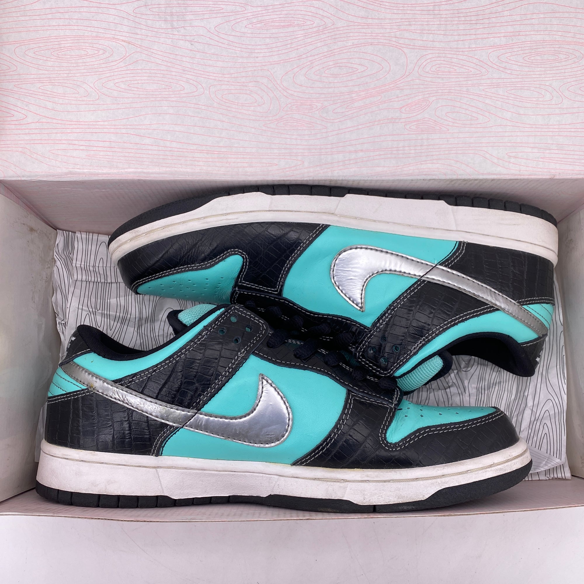 Nike SB Dunk Low Pro &quot;Tiffany&quot; 2005 Used Size 9.5