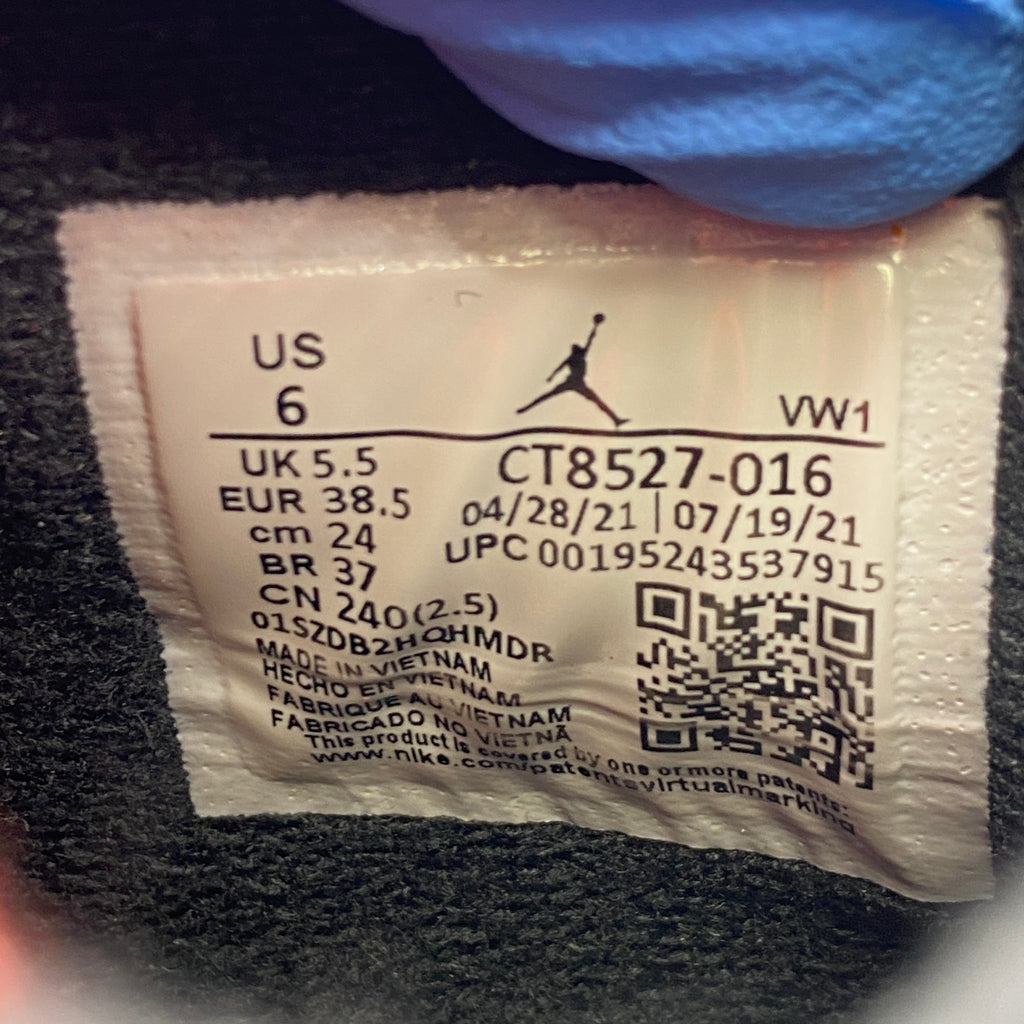 Air Jordan 4 Retro "Red Thunder" 2022 Used Size 6