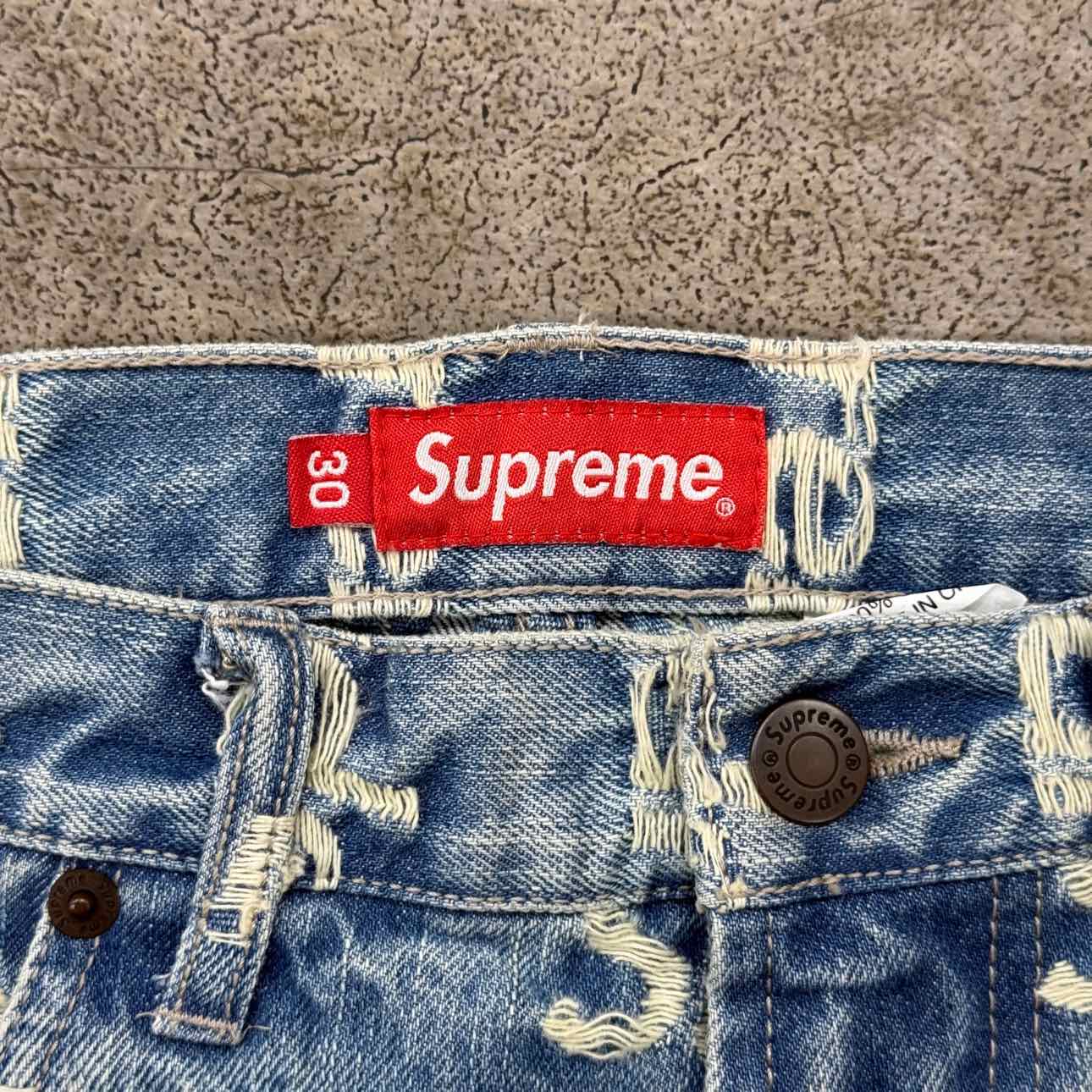 Supreme Jeans &quot;FRAYED LOGOS&quot; Blue New Size 30