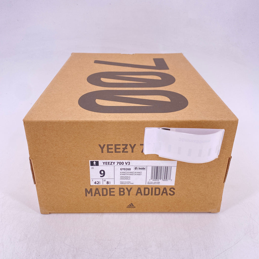 Yeezy 700 v3 "Kyanite" 2021 Used Size 9