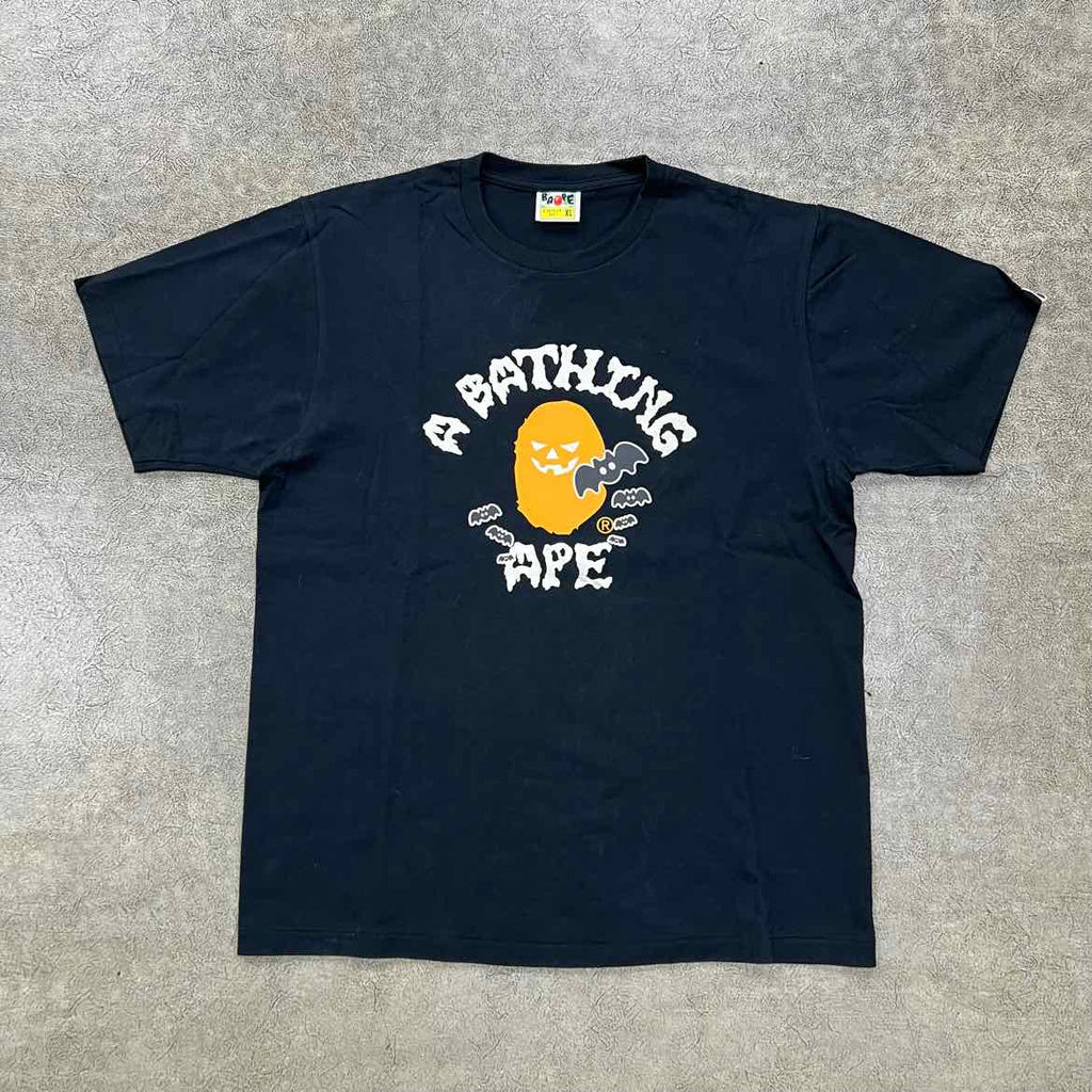 Bape T-Shirt "HALLOWEEN" Black Used Size XL