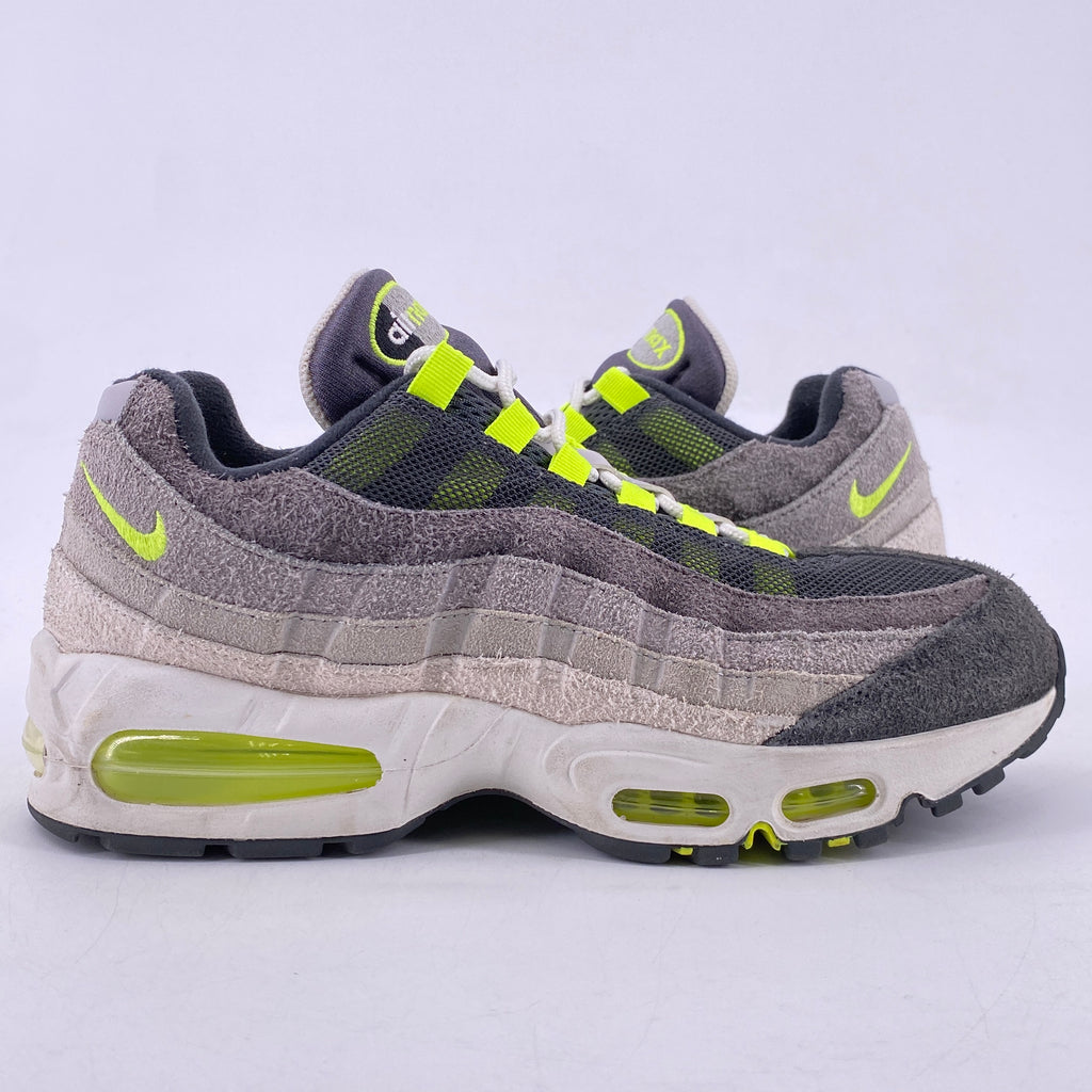 Nike Air Max 95 "Reverse Gradient Neon" 2025 Used Size 8