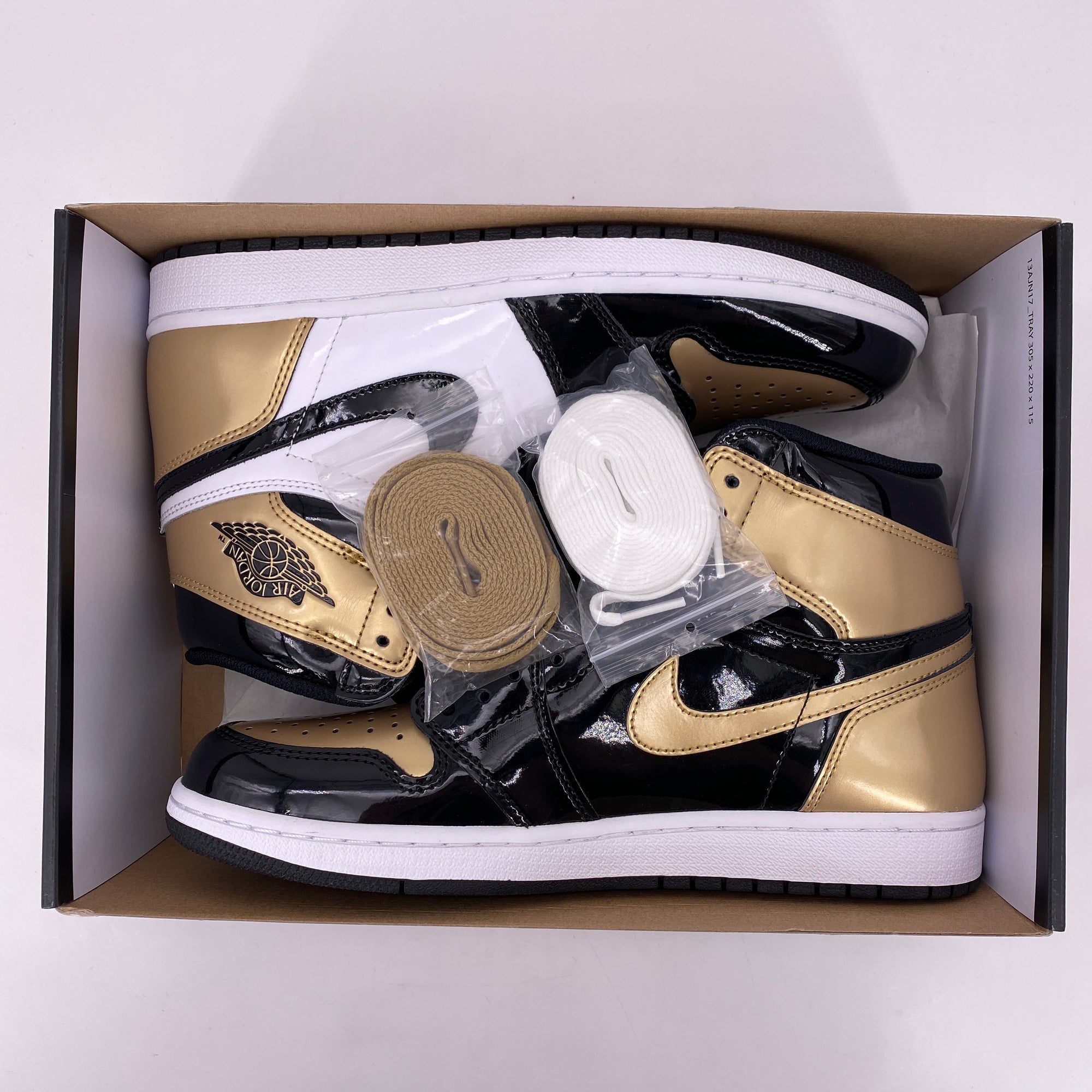 Air Jordan 1 Retro High OG &quot;Gold Toe&quot; 2018 New Size 9