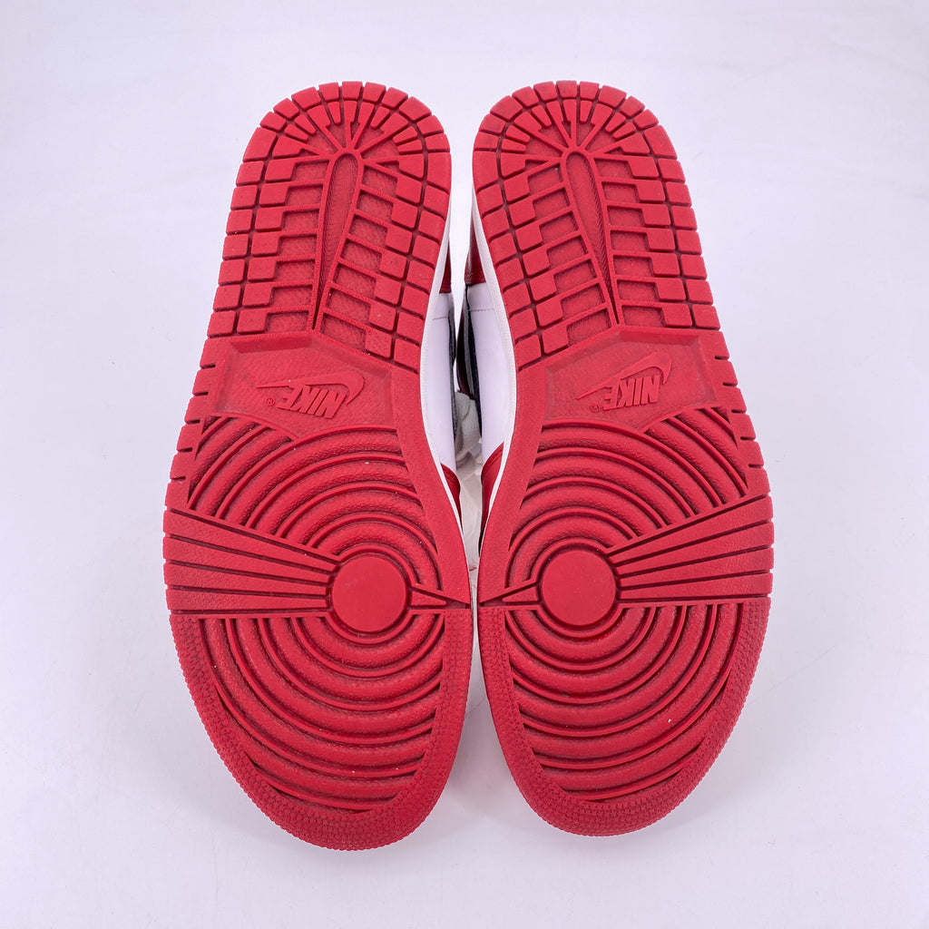 Air Jordan 1 Retro High OG "Chicago" 2015 Used Size 9