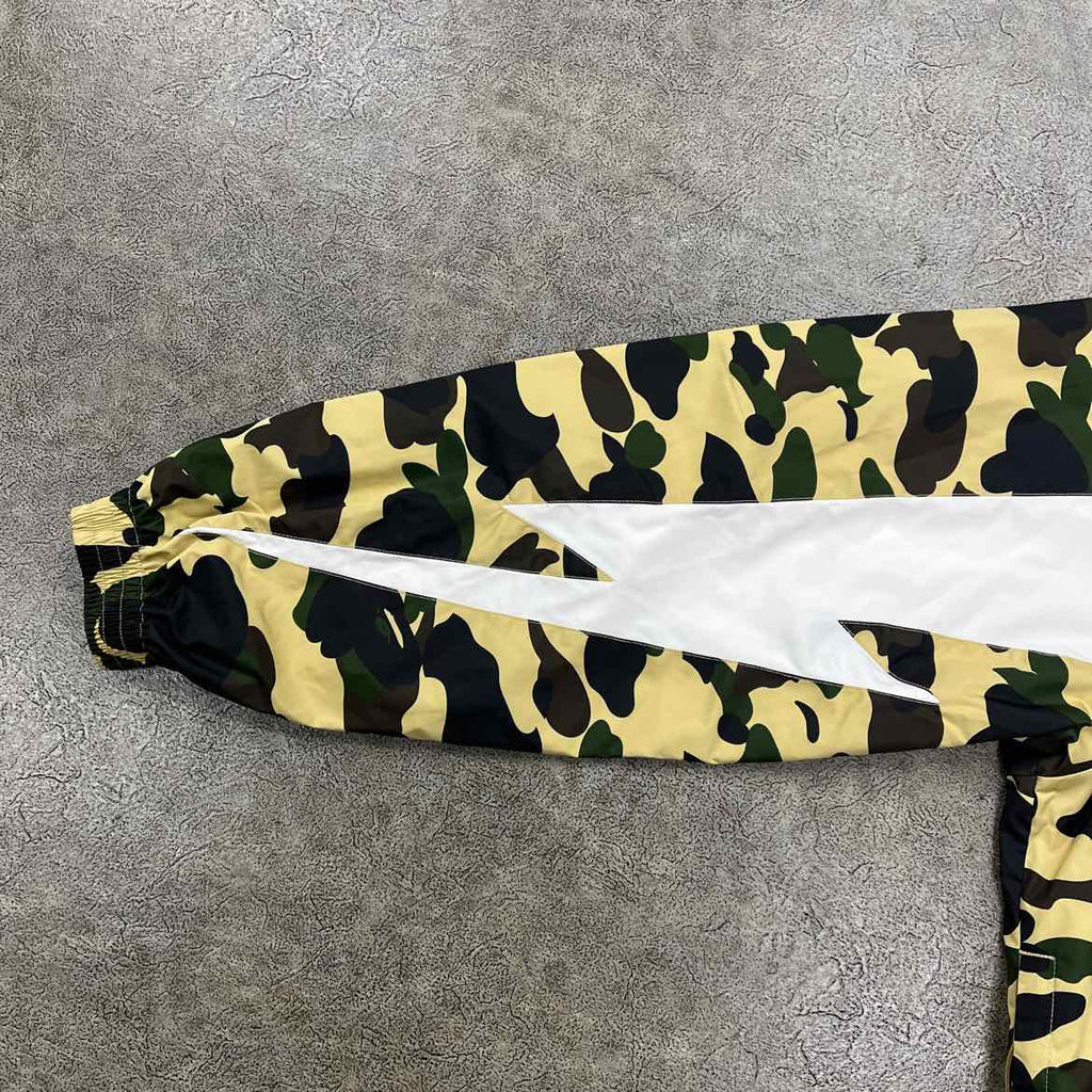 Bape Track Jacket "1ST CAMO STAND COLLAR" Green Used Size XL