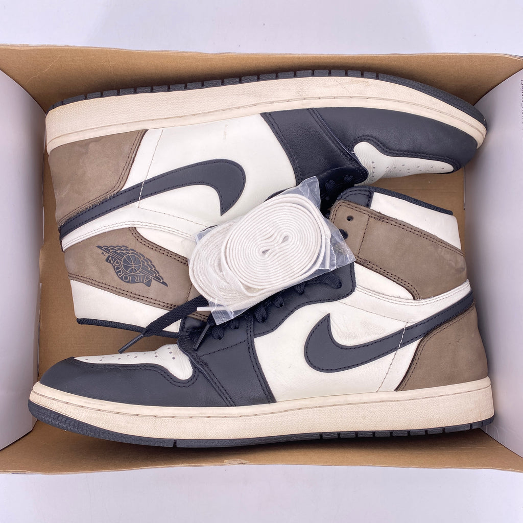 Air Jordan 1 Retro High OG "Mocha" 2020 Used Size 13