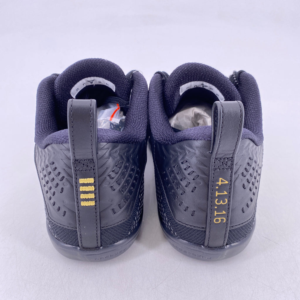 Nike Kobe 11 Elite Low "Fade To Black" 2026 New Size 9