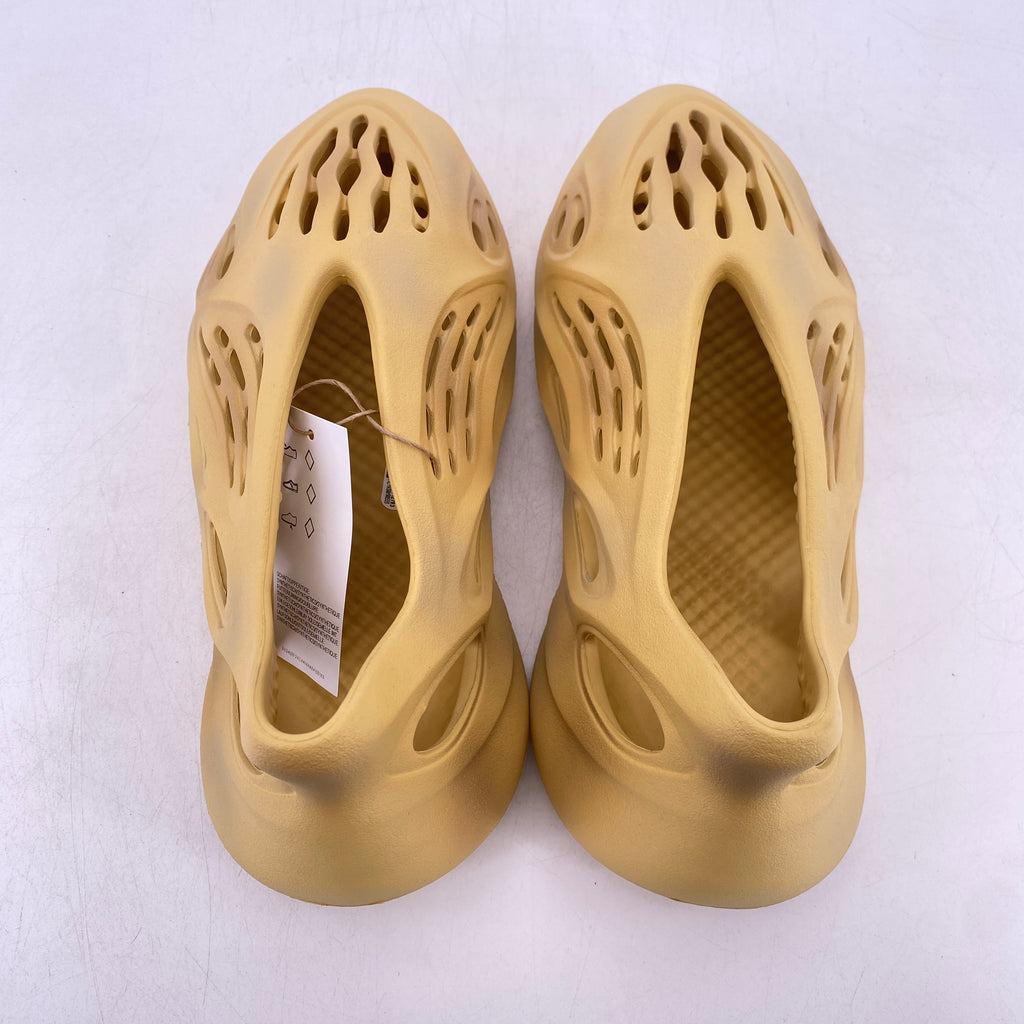 Yeezy Foam RNNR "Desert Sand" 2022 New Size 9