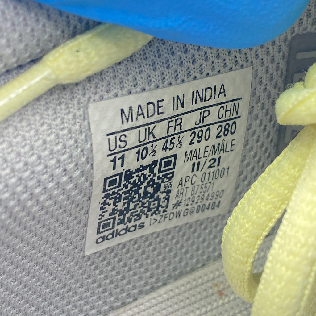 Yeezy 700 "Waverunner" 2021 Used Size 11