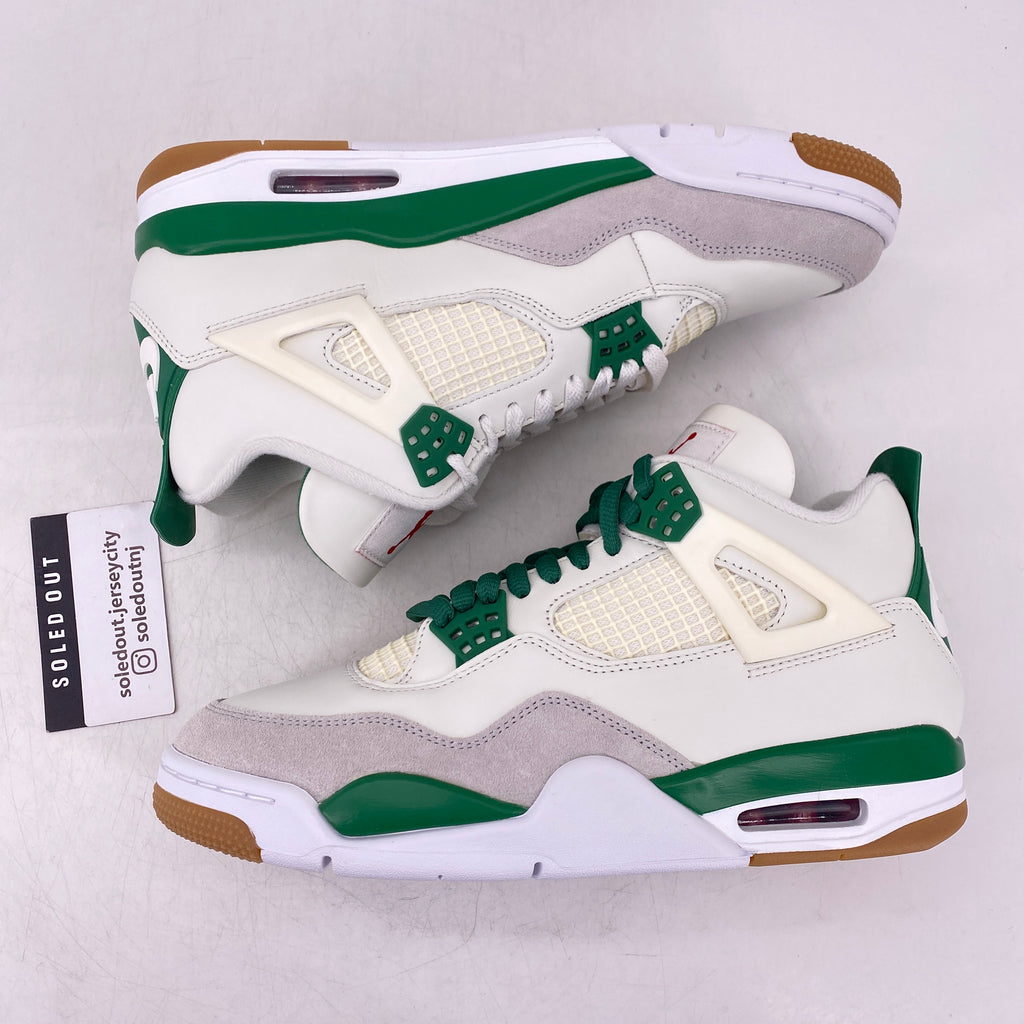 Air Jordan 4 Retro "Pine Green" 2023 New (Cond) Size 9.5