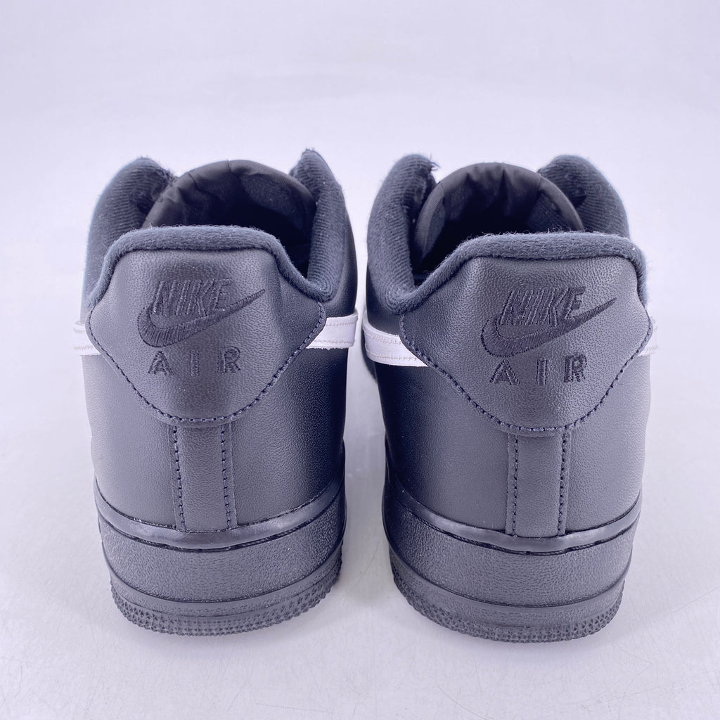 Nike Air Force 1 Low "Supreme Black White" 2025 Used Size 10.5