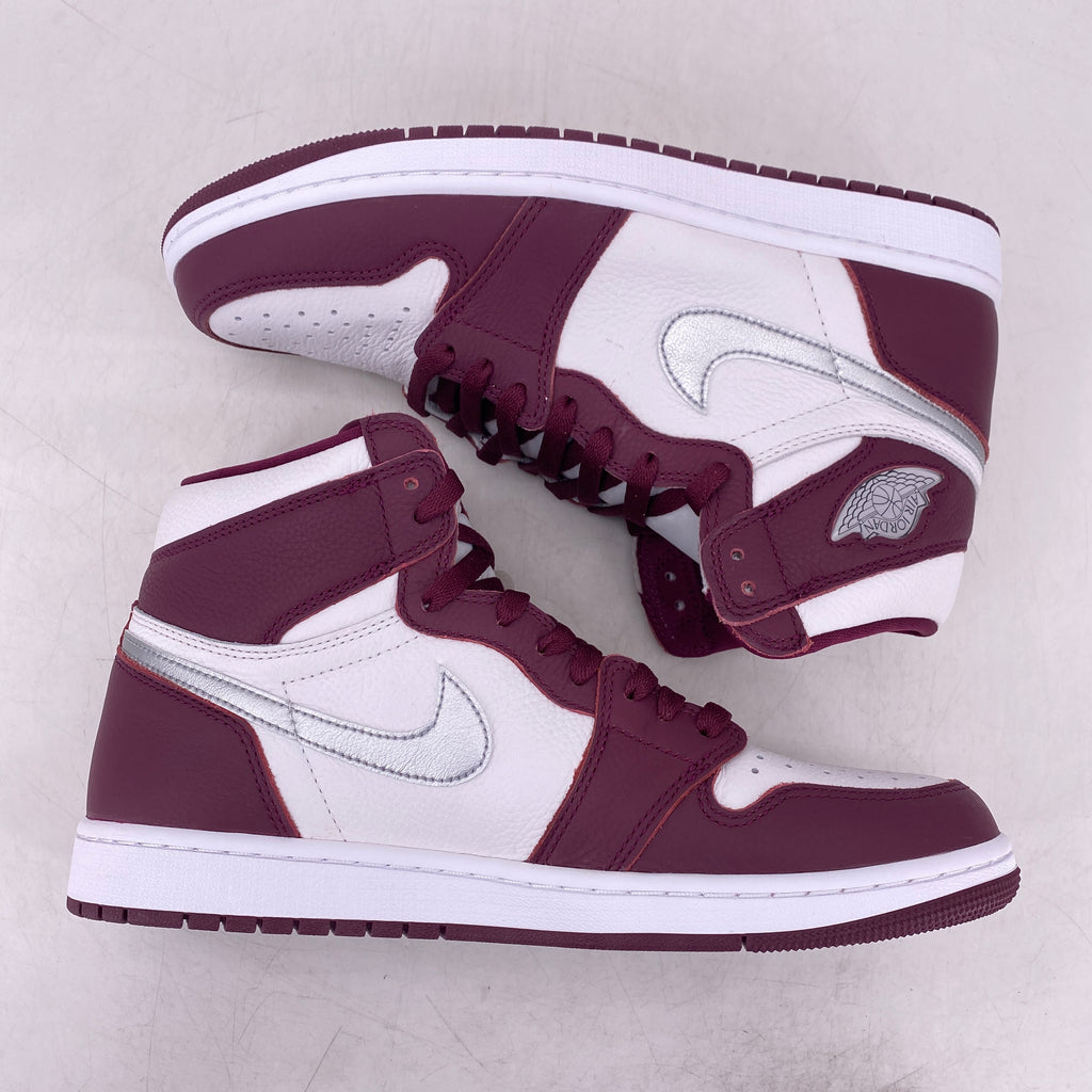 Air Jordan 1 Retro High OG "Bordeaux" 2021 New Size 10
