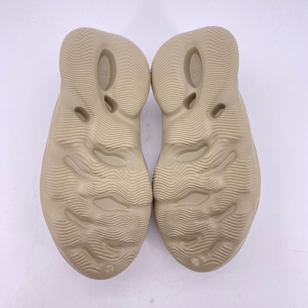 Yeezy Foam RNNR "Stone Salt" 2023 New Size 9