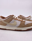 Nike Dunk Low "Medium Curry" 2024 Used Size 8