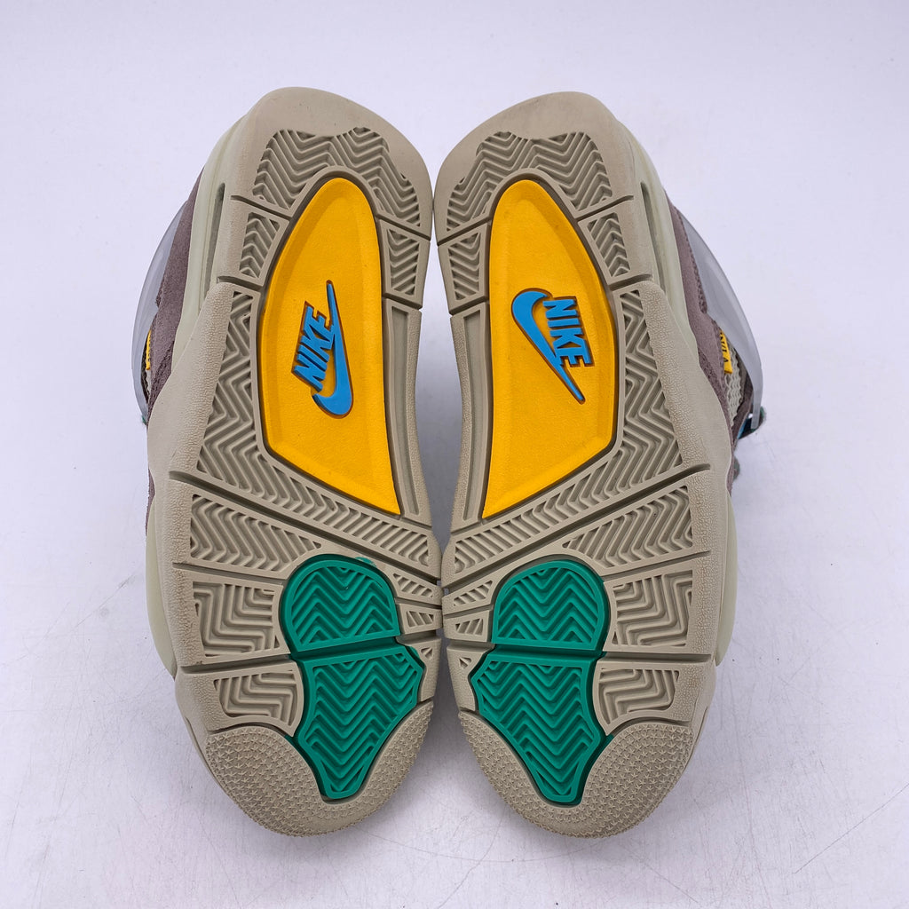 Air Jordan 4 Retro "Union Taupe Haze" 2021 Used Size 4.5