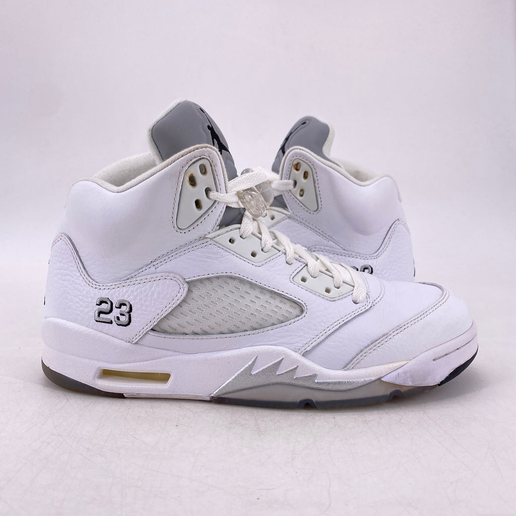 Air Jordan 5 Retro "Metallic White" 2015 Used Size 9