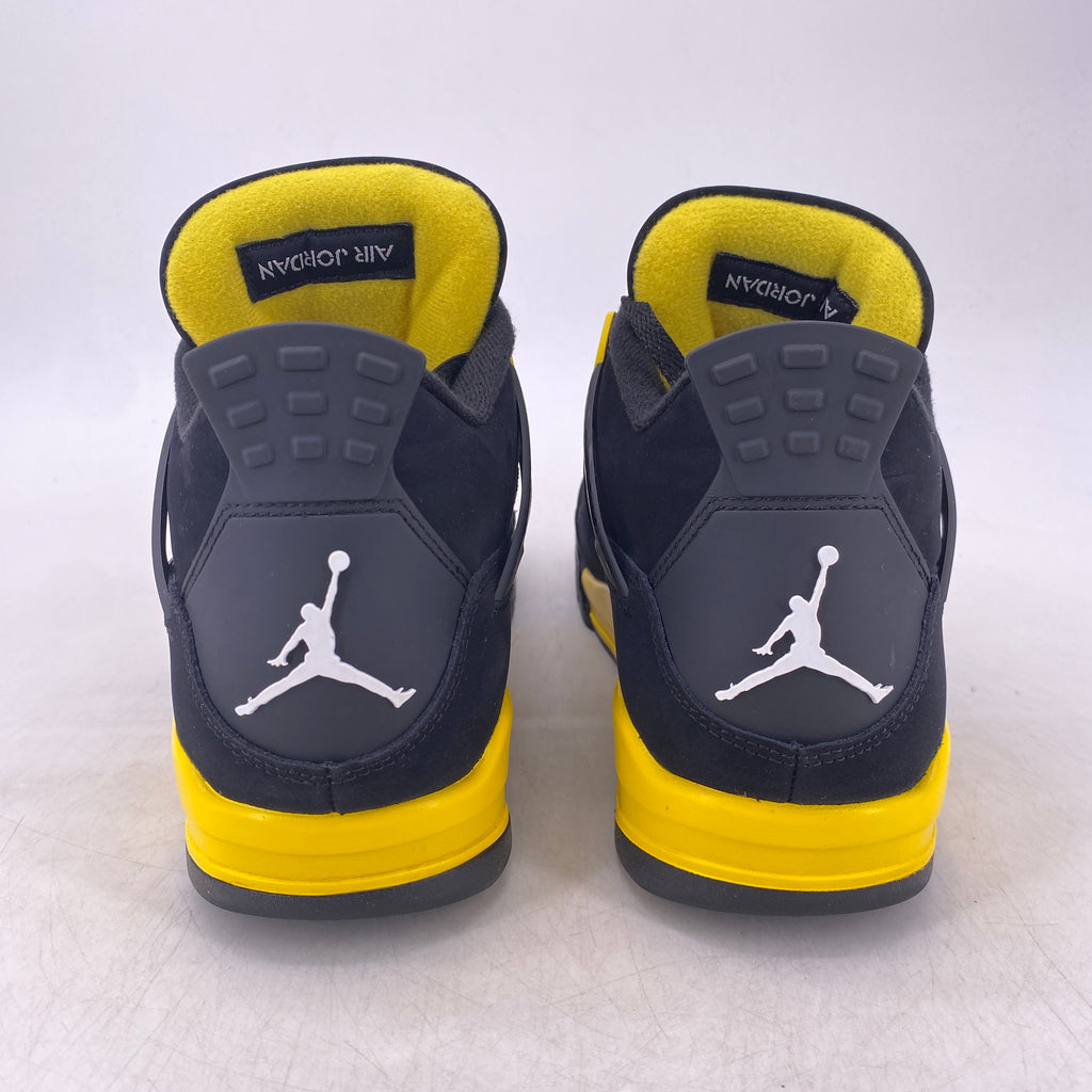 Air Jordan 4 Retro "Thunder" 2023 Used Size 11.5