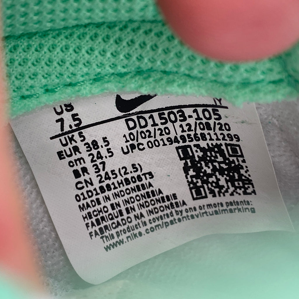 Nike (W) Dunk Low "Green Glow" 2021 New Size 7.5W