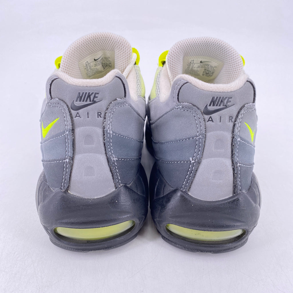 Nike Air Max 95 "Neon" 2020 Used Size 8.5