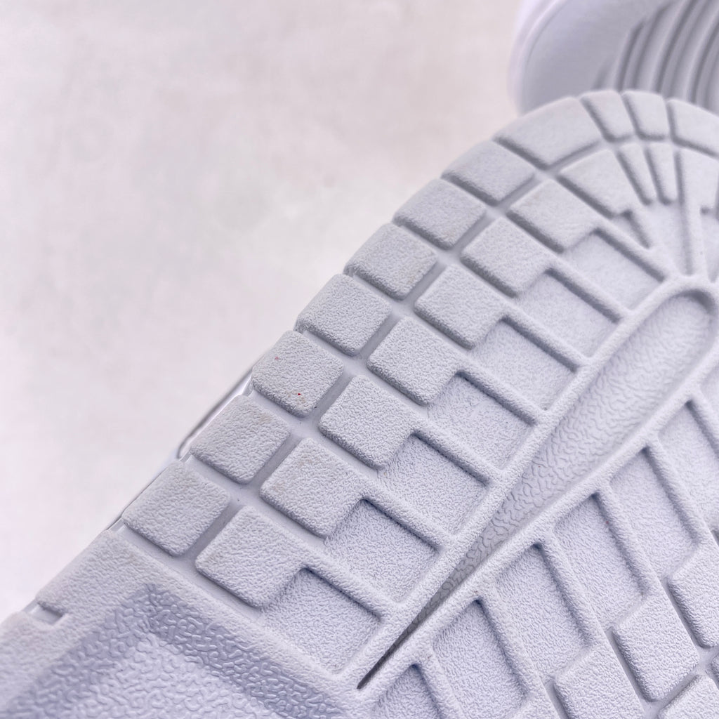 Nike Dunk Low "White Pure Platinum" 2022 New Size 11