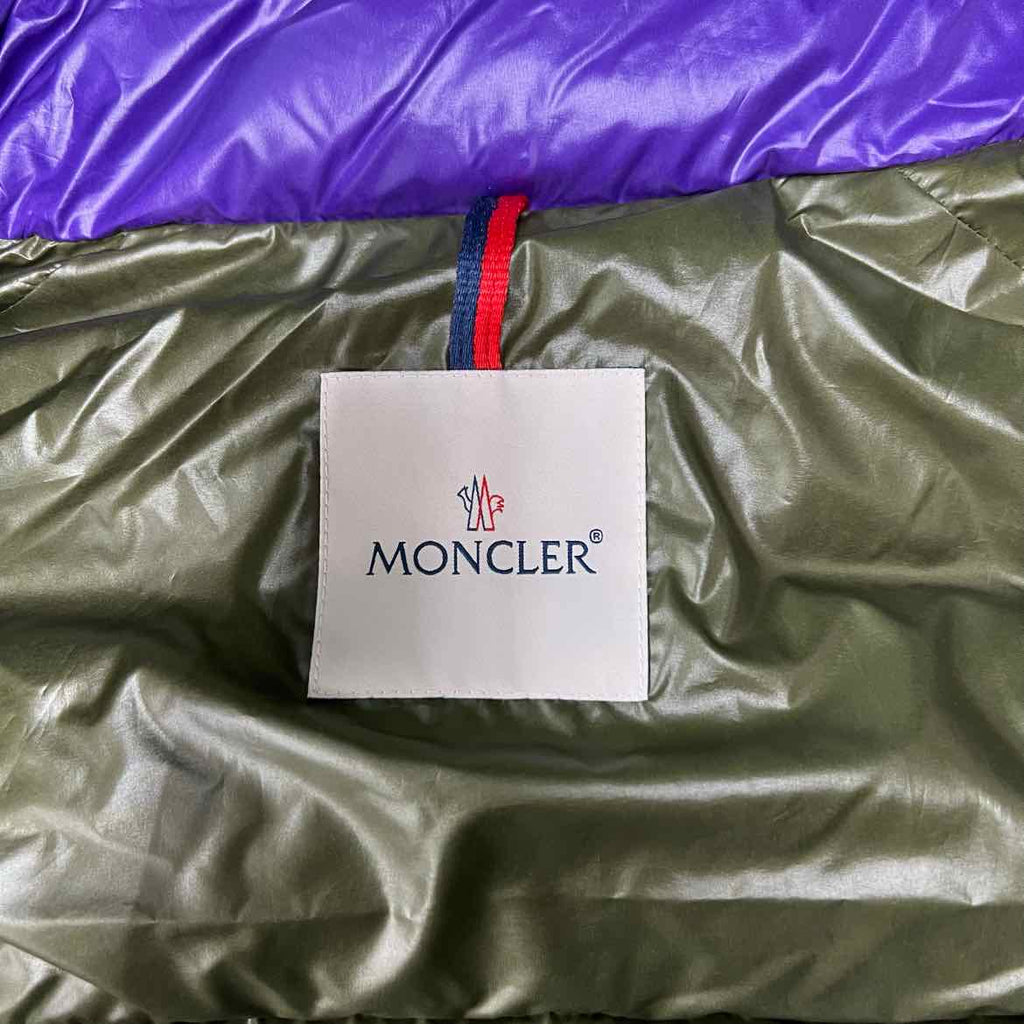 Moncler Jacket "LULE GIUBBOTTO" Purple New Size 2