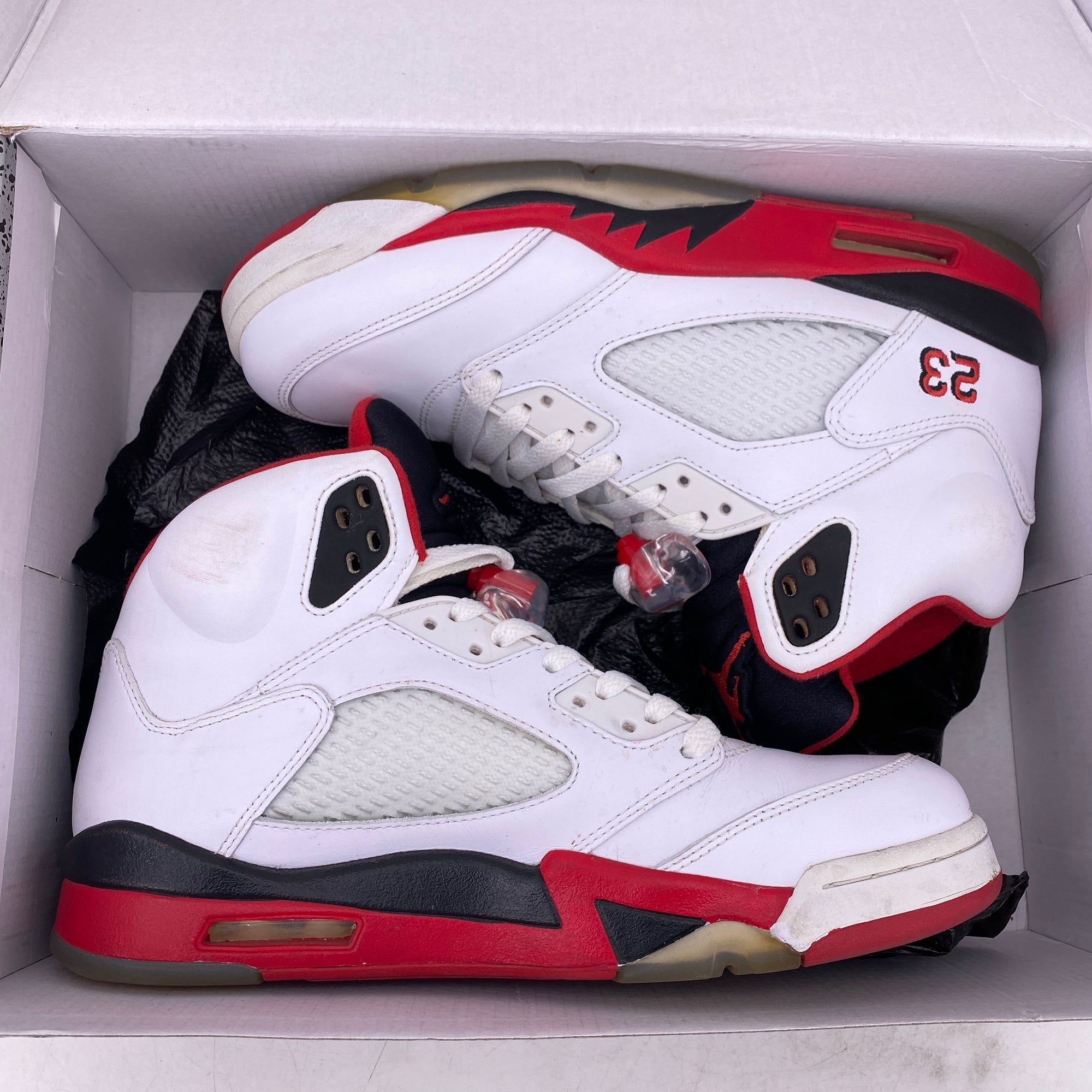 Air Jordan 5 Retro &quot;Fire Red Black Tongue&quot; 2013 Used Size 9