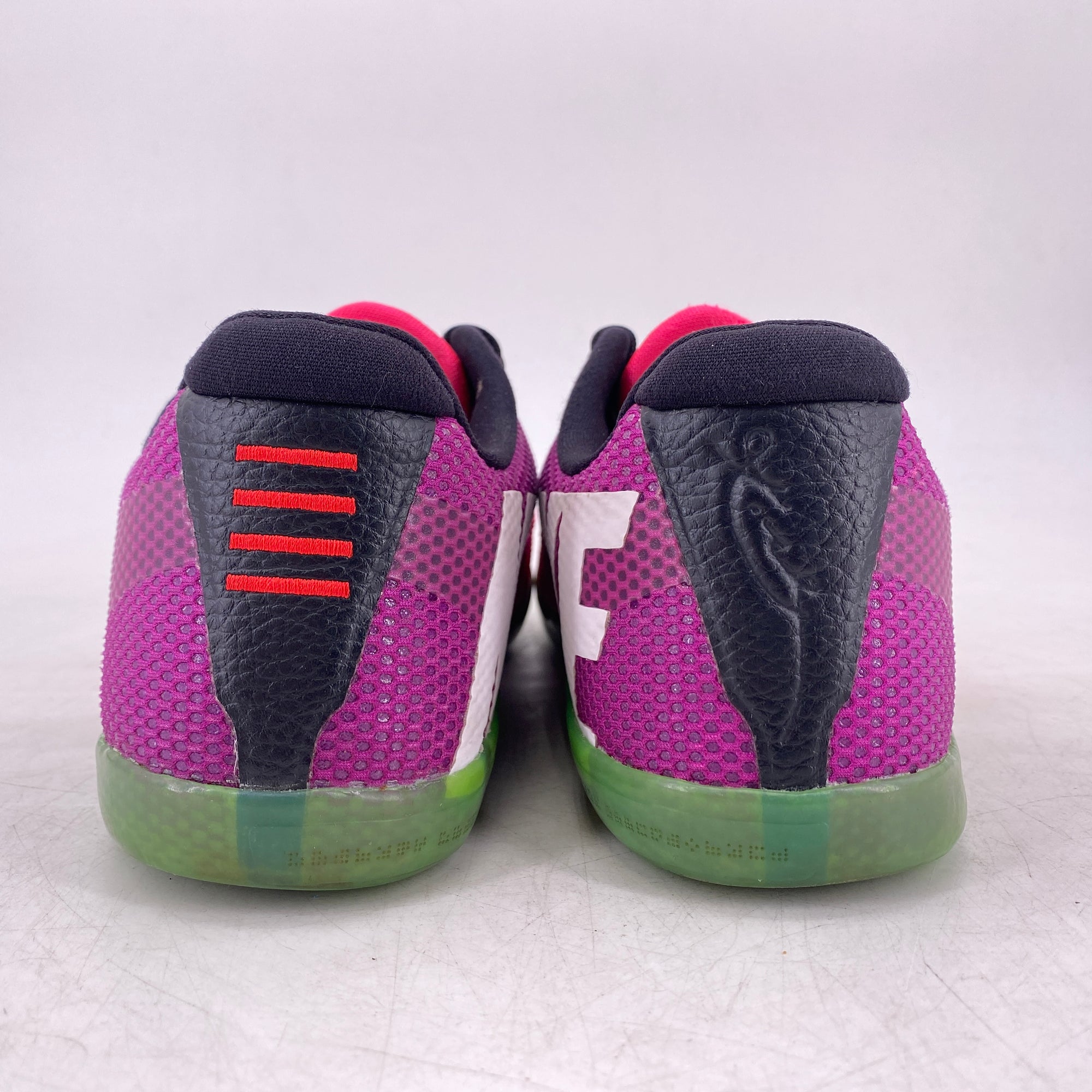 Nike Kobe 11 &quot;Mambacurial&quot; 2016 Used Size 8