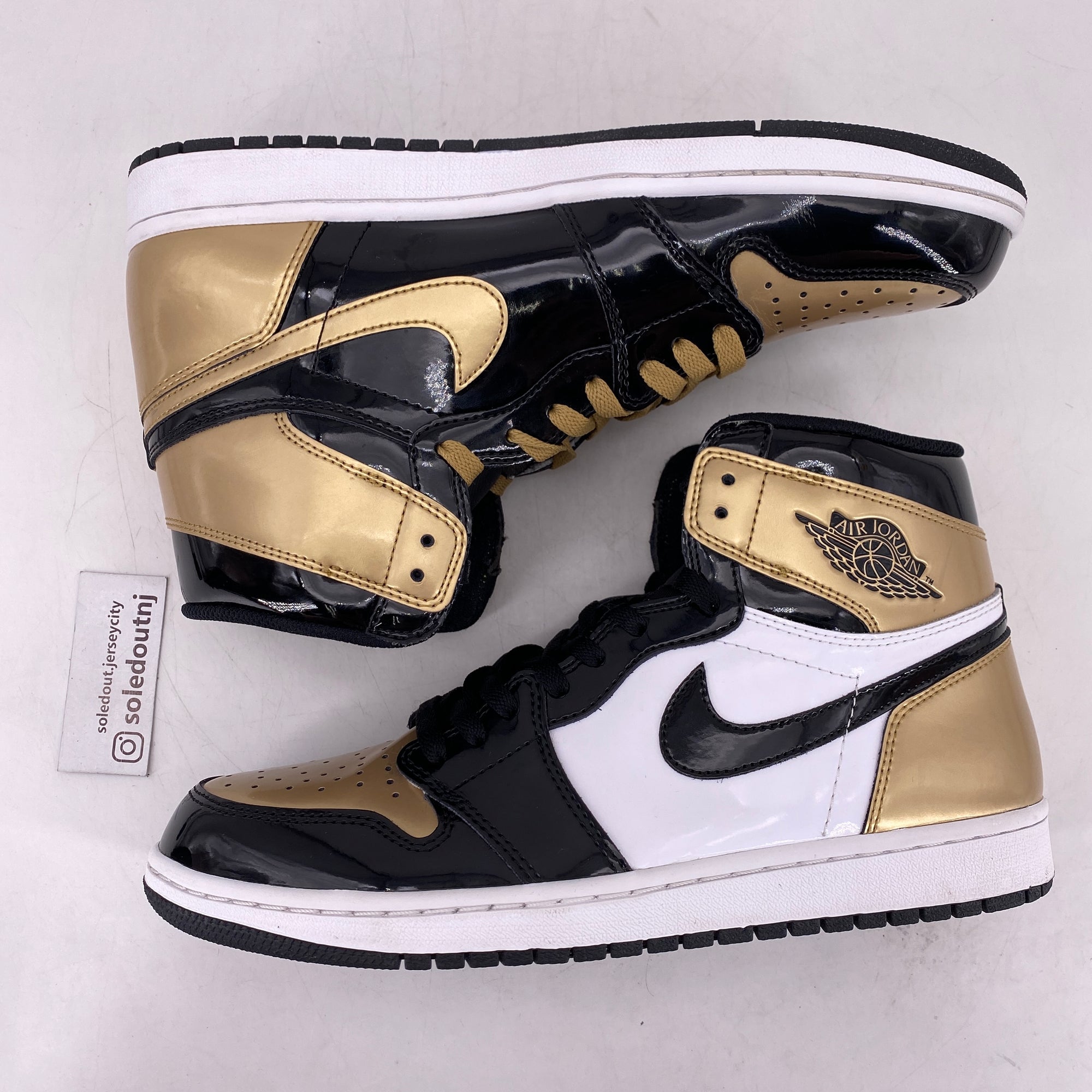 Air Jordan 1 Retro High OG &quot;Gold Toe&quot; 2018 Used Size 10.5