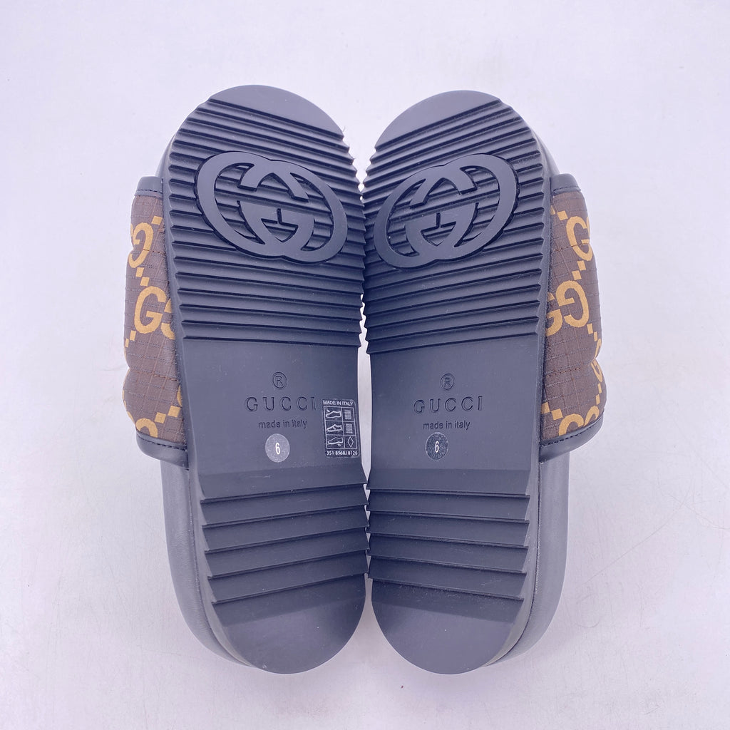 Gucci Slide "Monogram"  New Size 6G