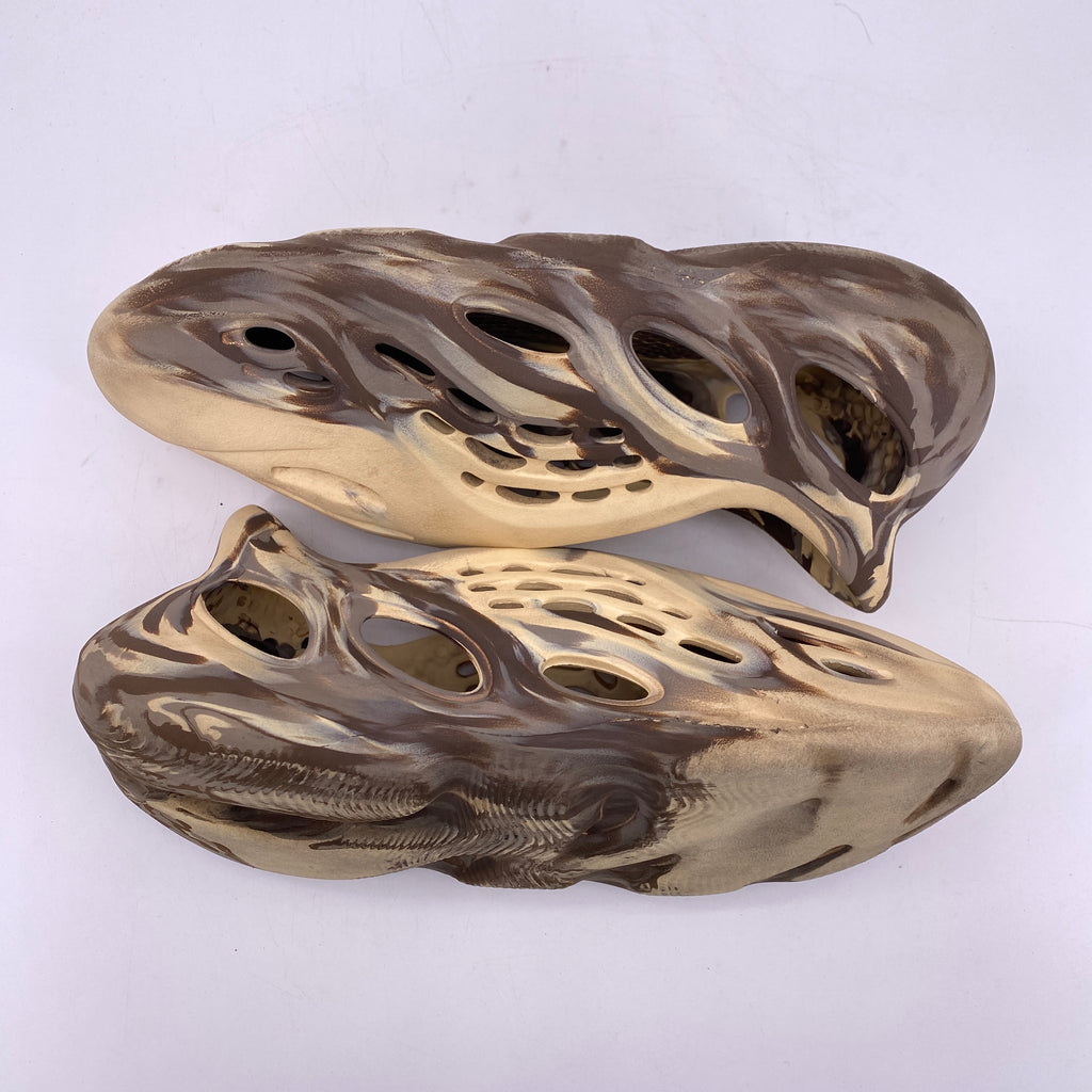 Yeezy Foam RNNR "Mx Cream Clay" 2021 Used Size 11