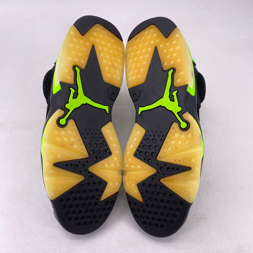 Air Jordan 6 Retro "Electric Green" 2021 Used Size 10.5