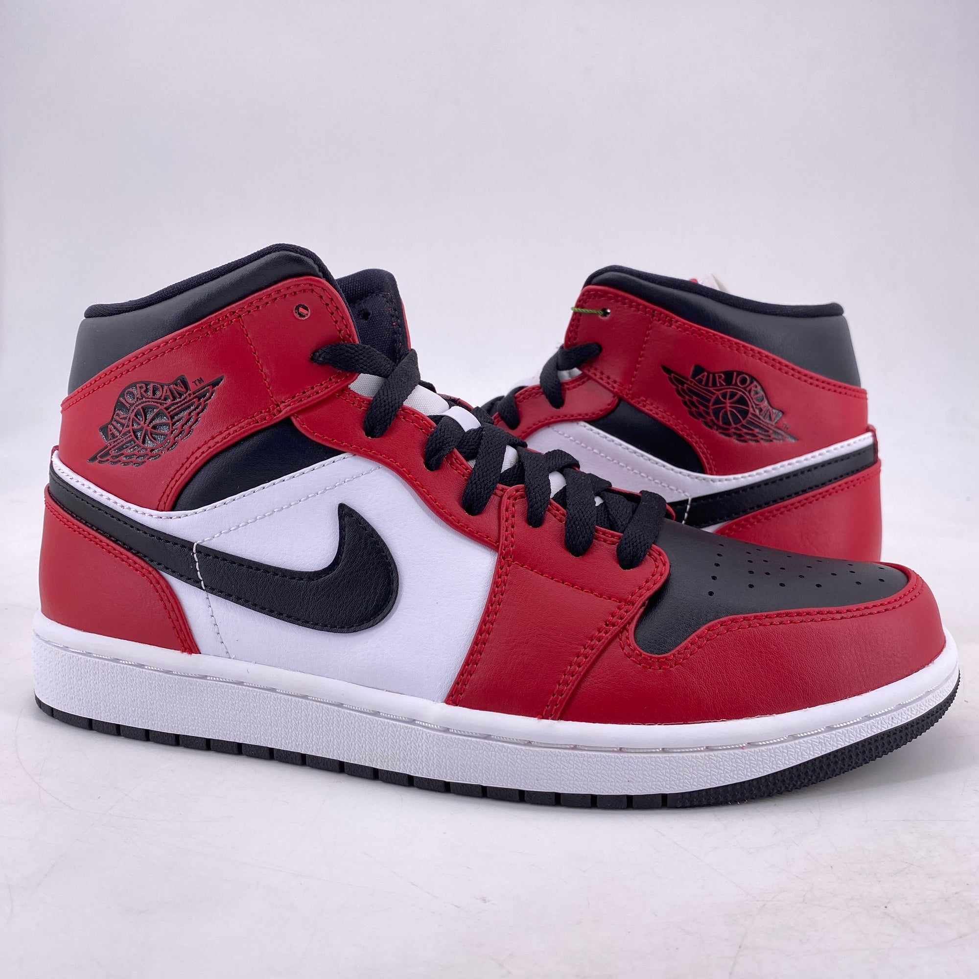 Air Jordan 1 Mid &quot;Chicago Toe&quot; 2020 New Size 9