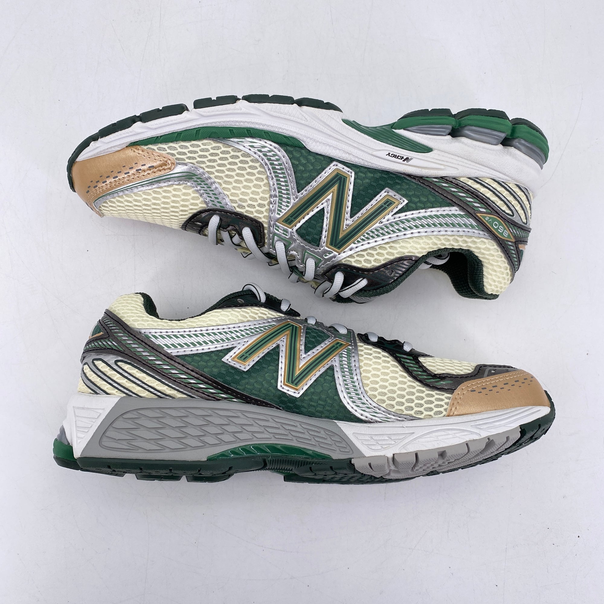 Кросівки new balance жіночі