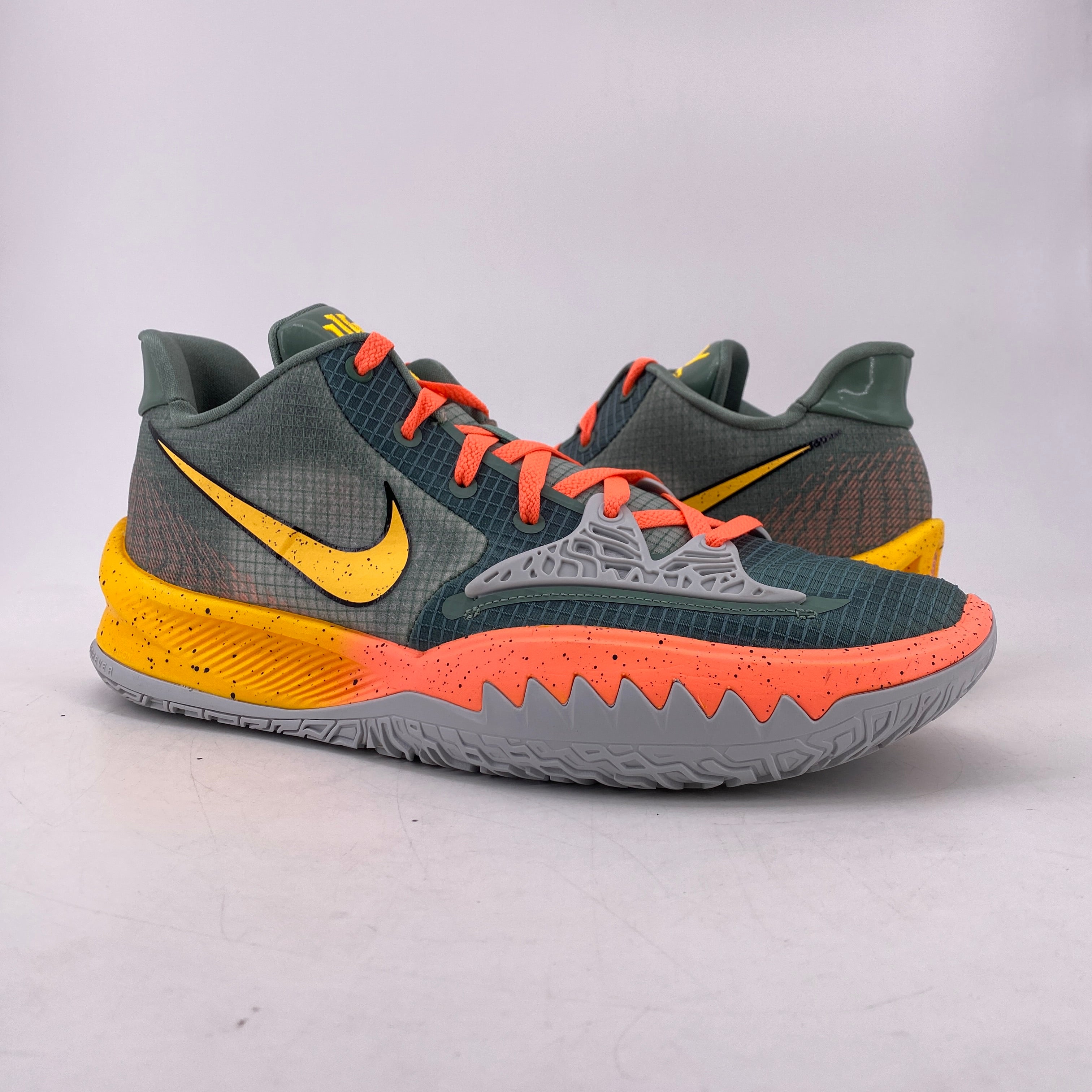 Nike Kyrie Low 4 &quot;Sunrise&quot; 2021 Used Size 13