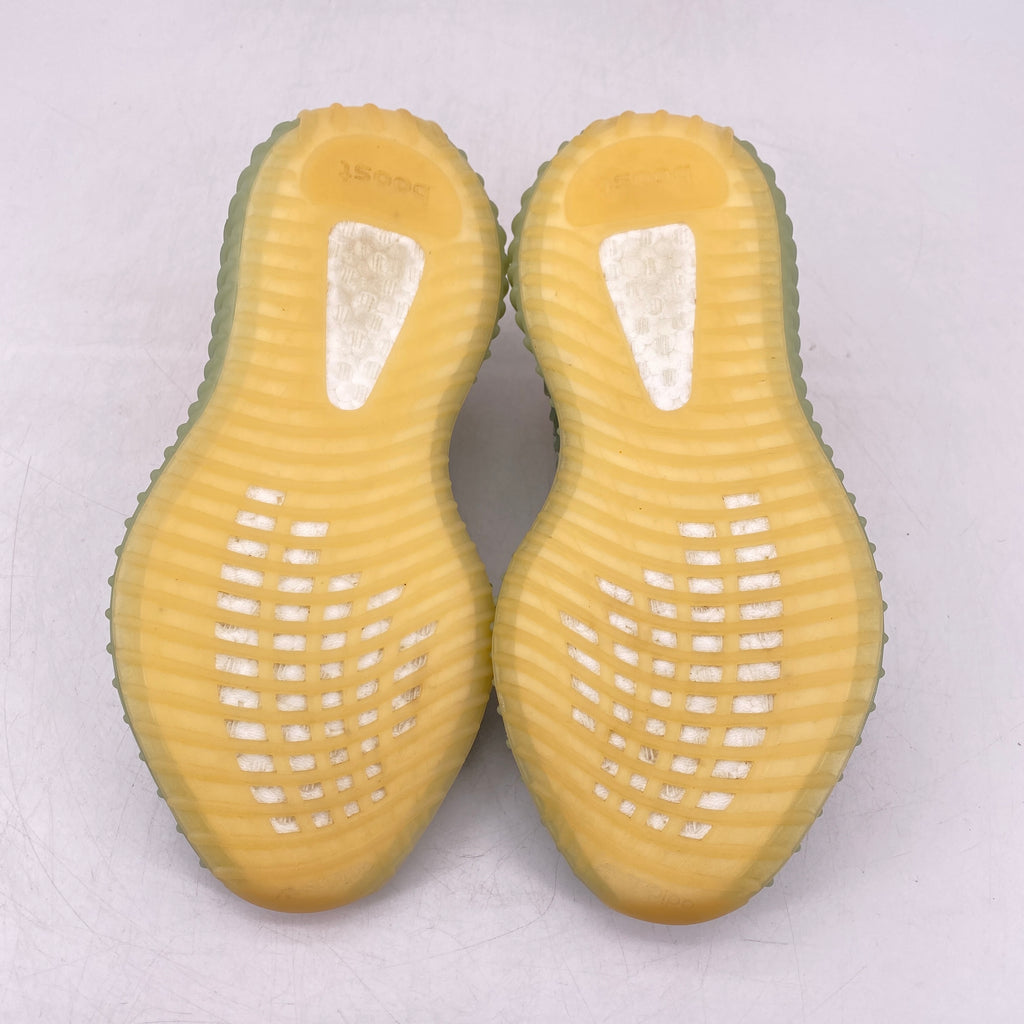 Yeezy 350 v2 "Desert Sage" 2020 Used Size 4.5