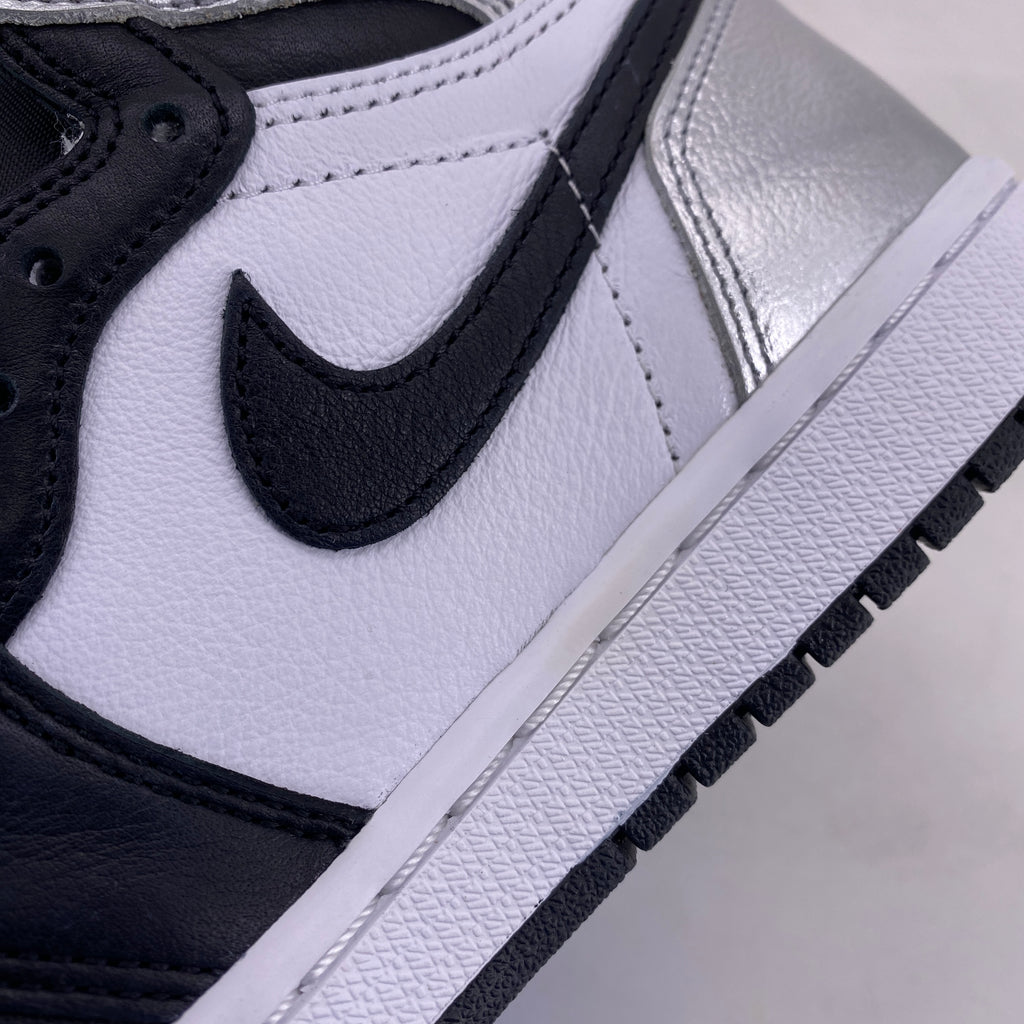Air Jordan (W) 1 Retro High OG "Silver Toe" 2021 New Size 5.5W