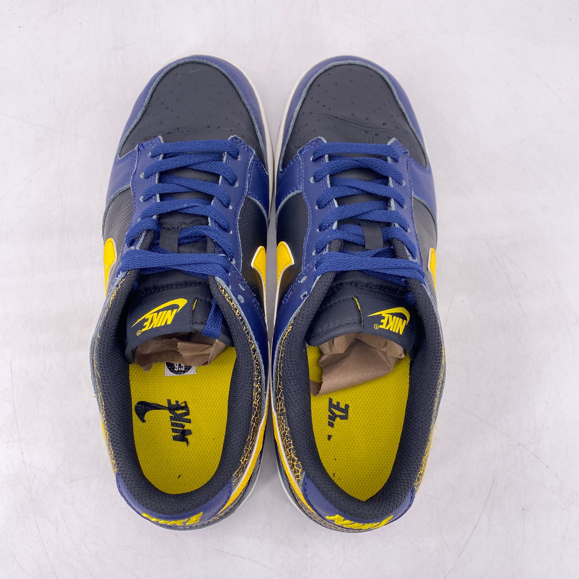 Nike Dunk Low &quot;Vintage Michigan&quot; 2023 Used Size 9.5