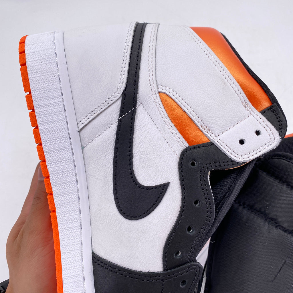 Air Jordan 1 Retro High OG "Electro Orange" 2021 New Size 13