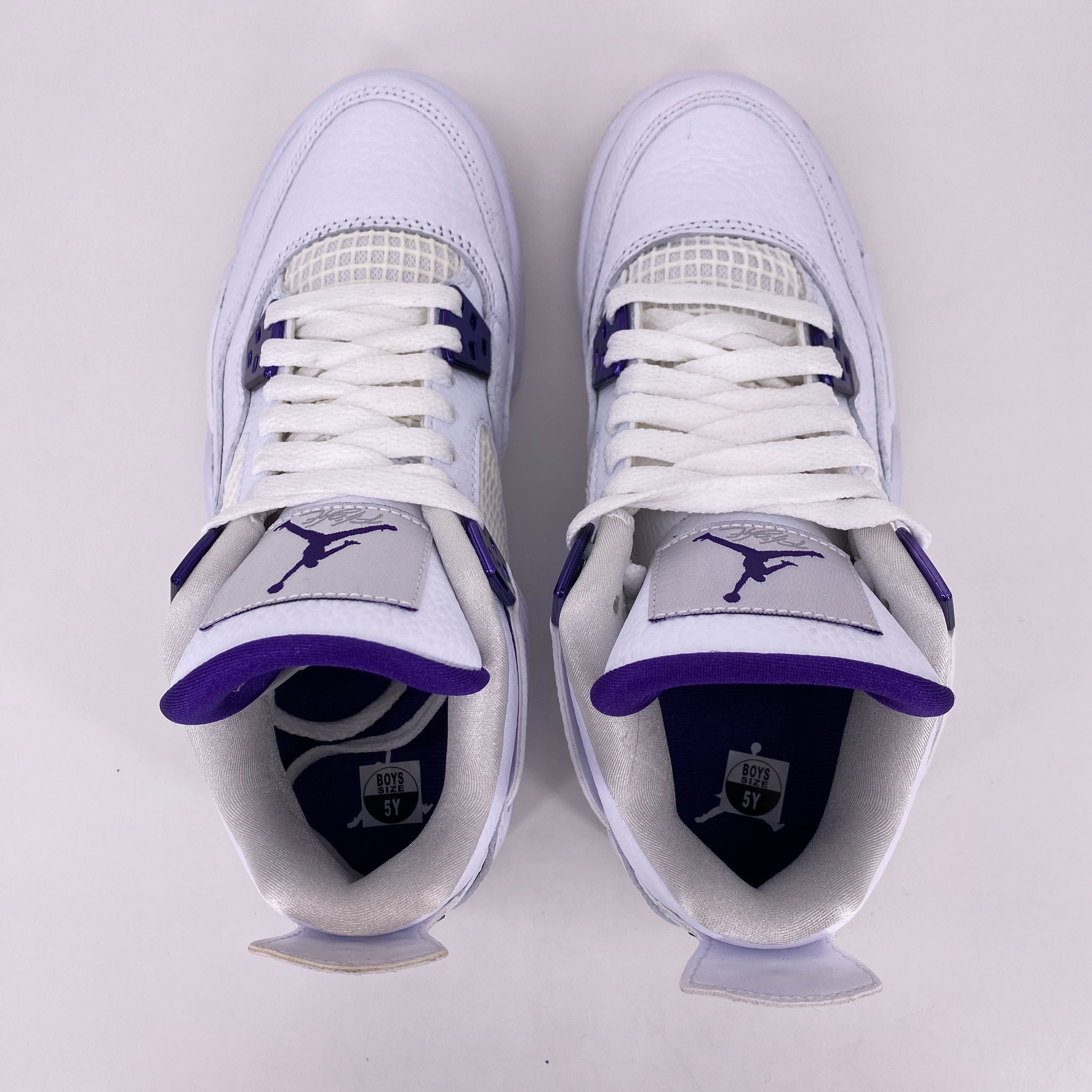 Air Jordan (GS) 4 Retro "Metallic Purple" 2020 Used Size 5Y
