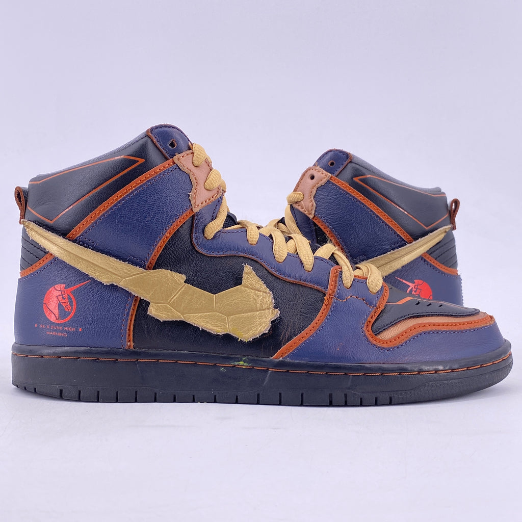 Nike SB Dunk High "Banshee Gundam" 2021 Used Size 10