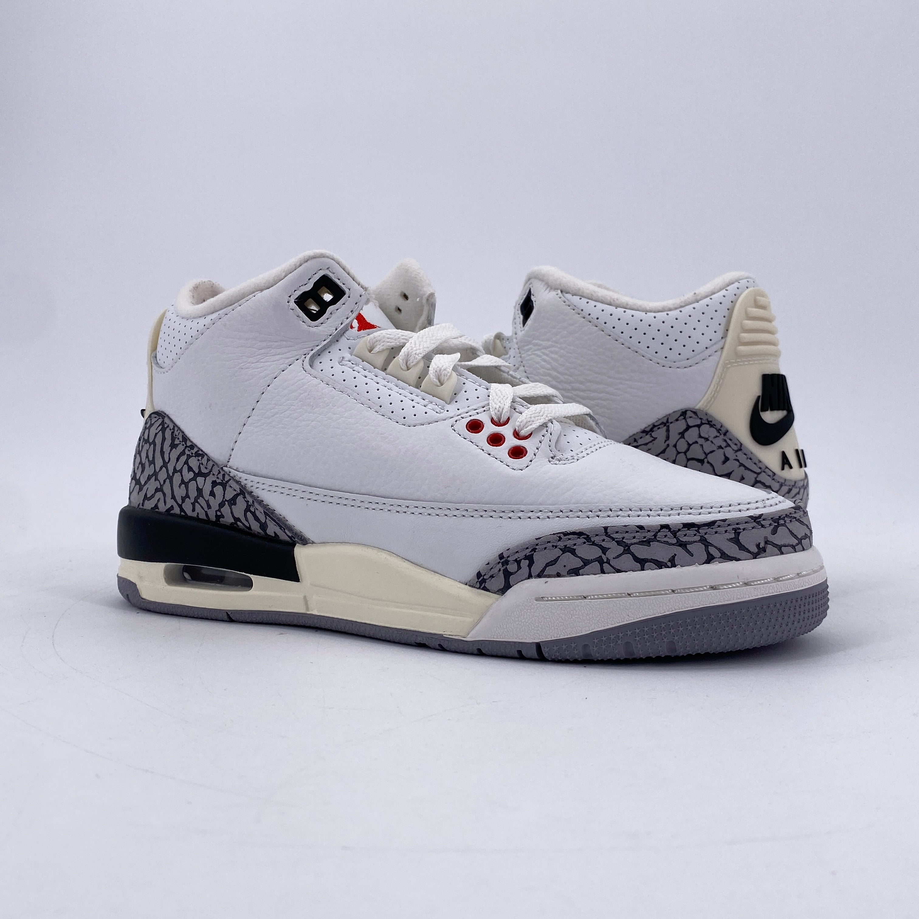 Air Jordan (GS) 3 Retro &quot;White Cement Reimagined&quot; 2023 New Size 5.5Y