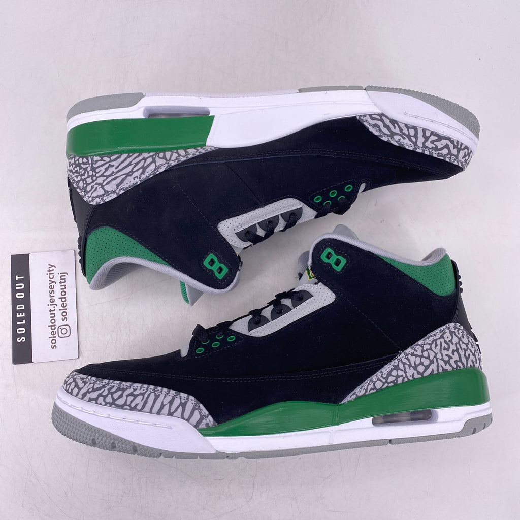Air Jordan 3 Retro "Pine Green" 2021 Used Size 11.5