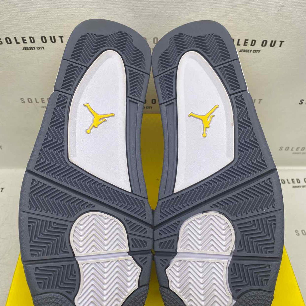 Air Jordan 4 Retro "Lightning" 2021 Used Size 12