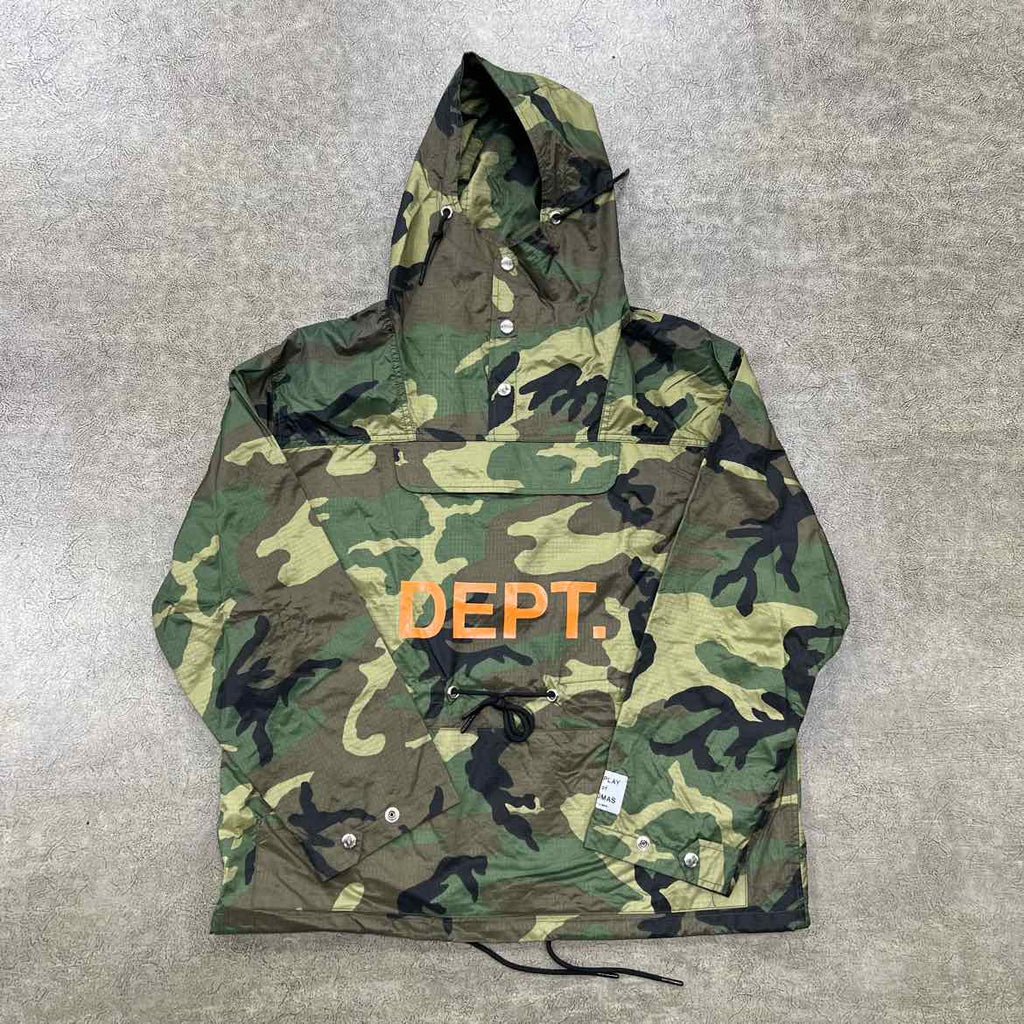 Gallery DEPT. Anorak "RIPSTOP" Camo Used Size S