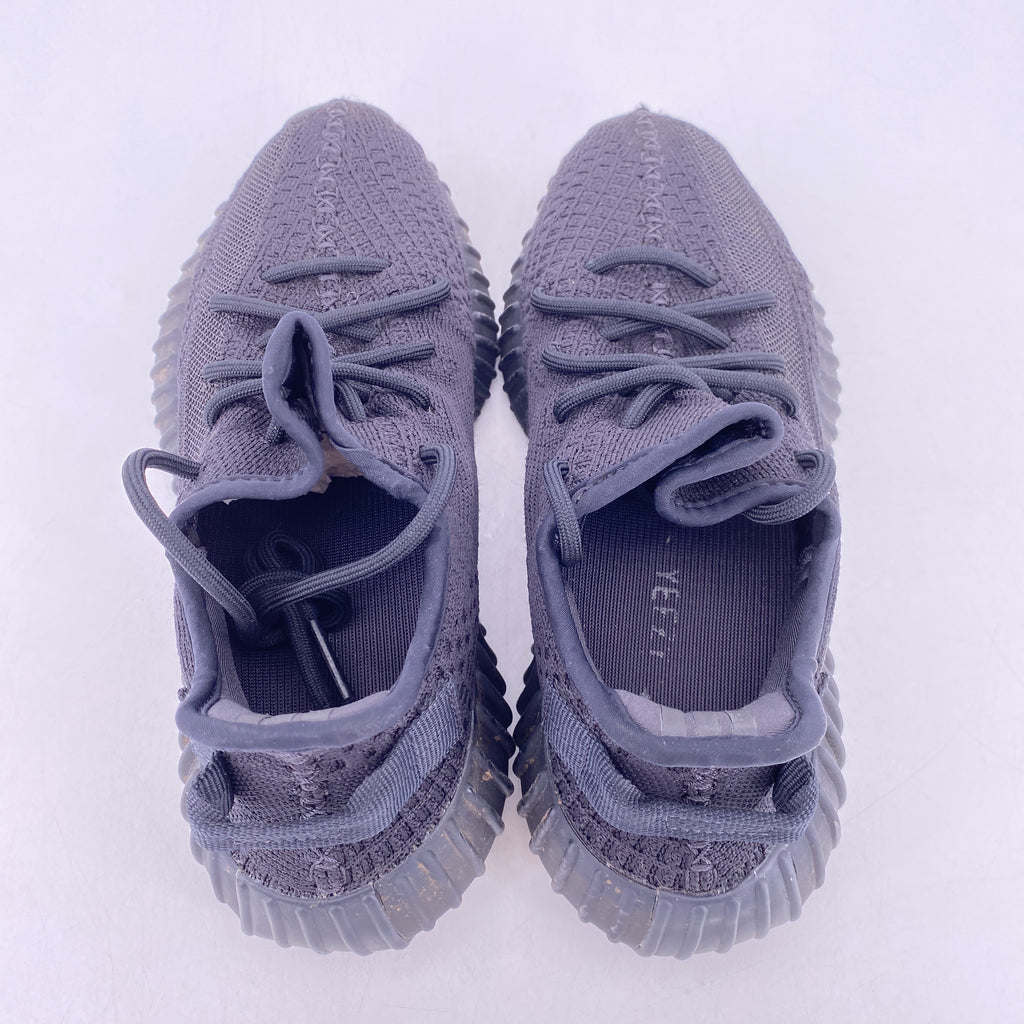 Yeezy 350 v2 "Onyx" 2022 Used Size 7