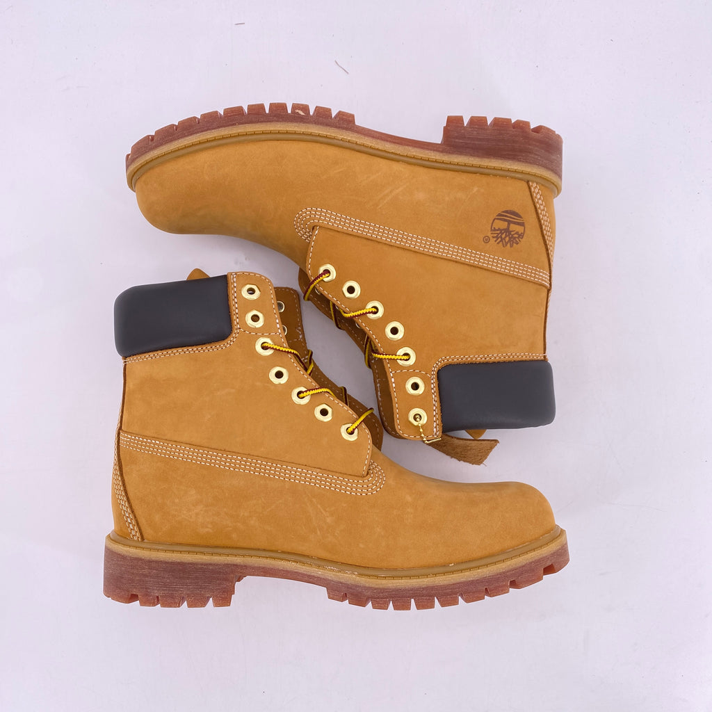 Timberland 6 Inch Boot "Wheat"  New Size 8.5