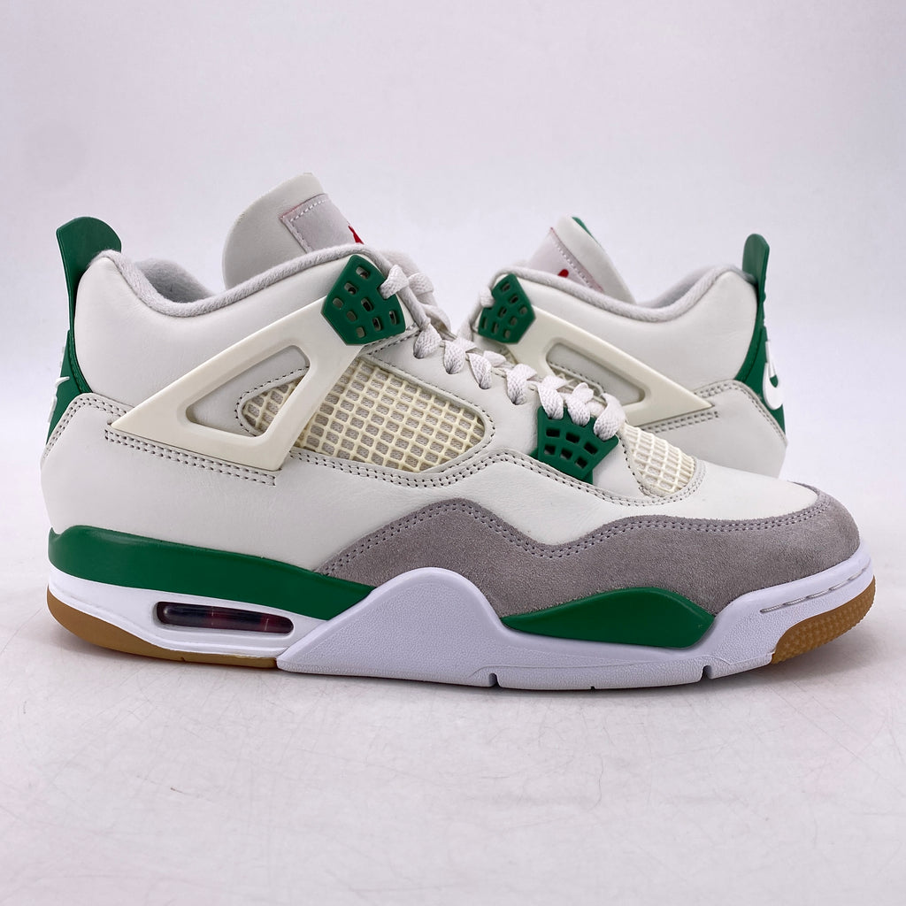 Air Jordan 4 Retro "Pine Green" 2023 Used Size 10
