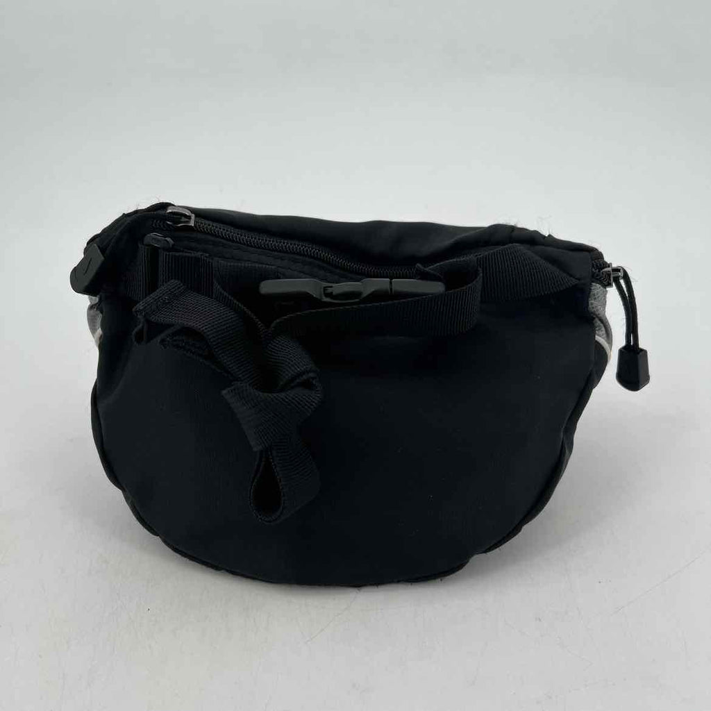Supreme Waist Bag "SUPREME NIKE" Used Silver Size OS