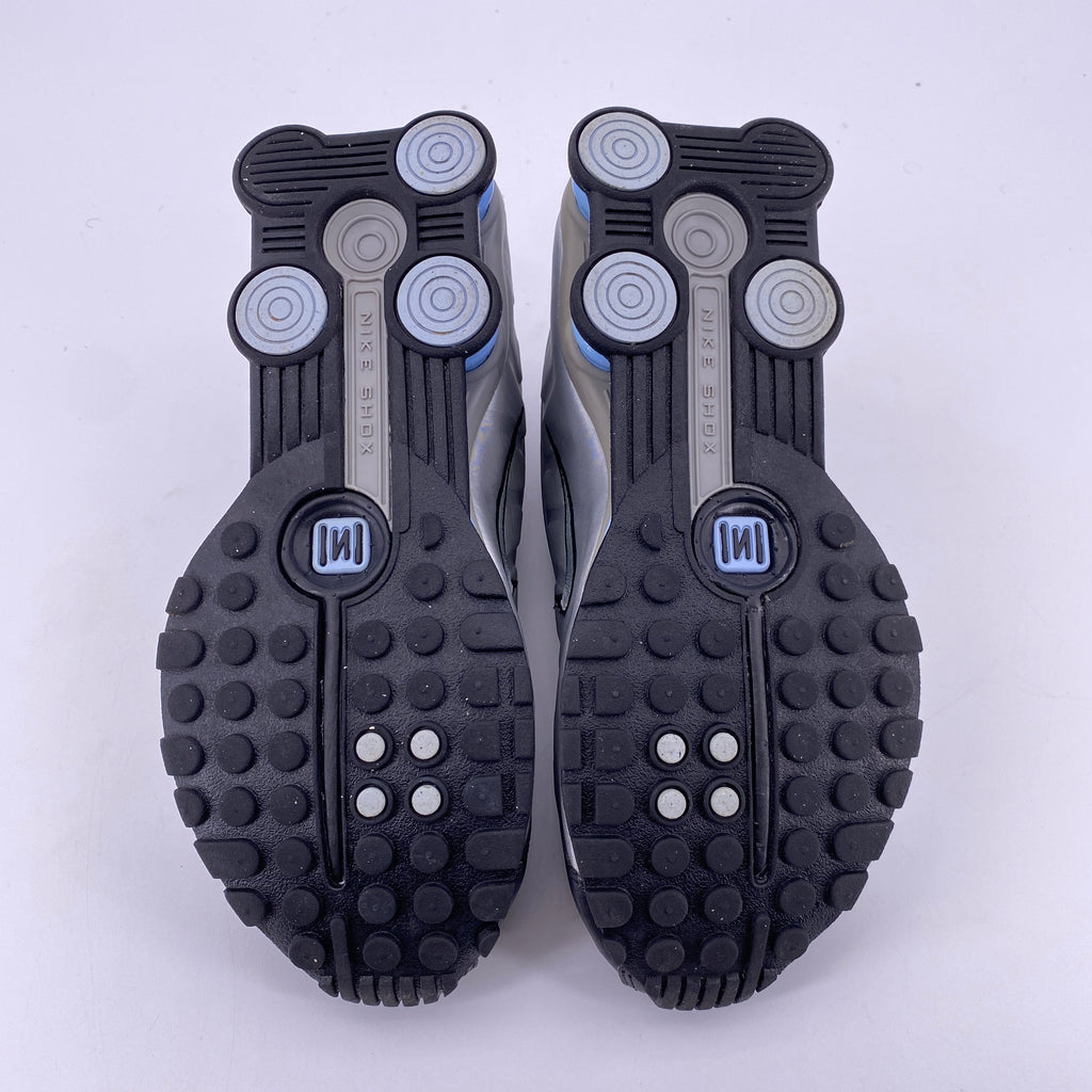 Nike (GS) Shox R4 "Black Psychic Blue" 2025 Used Size 5.5Y